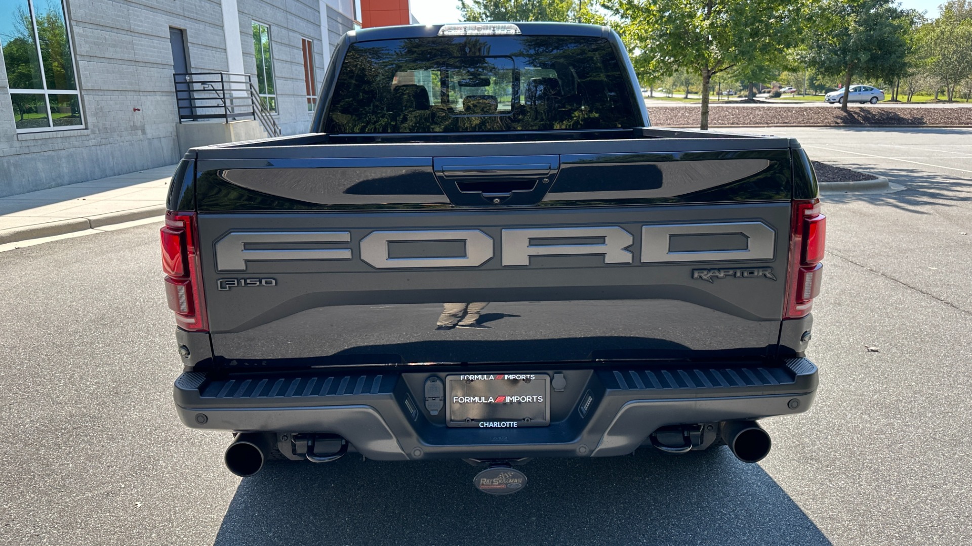 Used 2019 Ford F-150 RAPTOR / CARBON PKG / PANO ROOF / TECH PKG / 17IN FORGED WHEELS for sale $58,900 at Formula Imports in Charlotte NC 28227 9