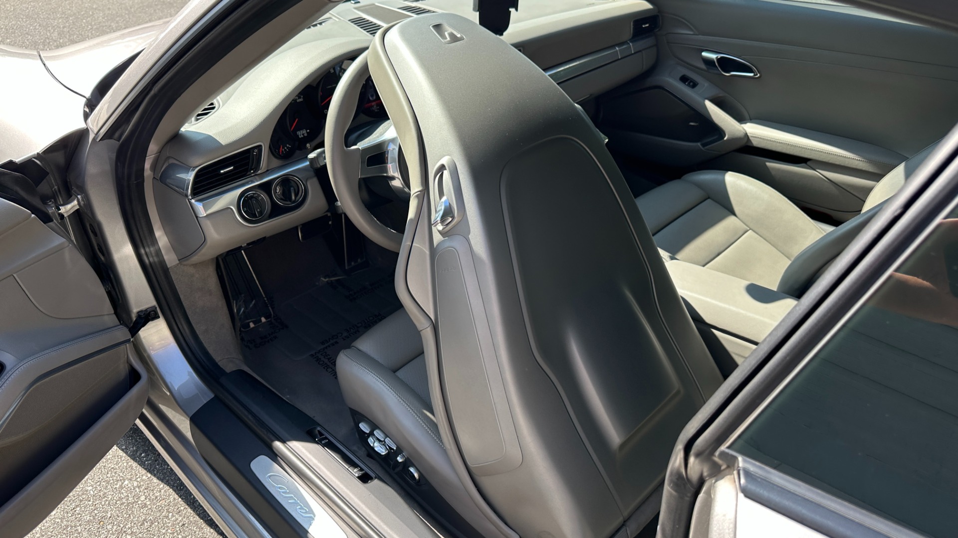 Used 2012 Porsche 911 991 CARRERA / PREMIUM PKG PLUS / SPORT EXHAUST / SPORT SEATS for sale $71,000 at Formula Imports in Charlotte NC 28227 16