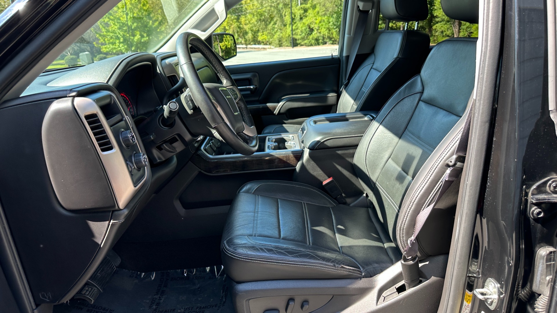 Used 2015 GMC Sierra 1500 DENALI / LIFT KIT / UPGRADED WHEELS / SUNROOF / 6.2L V8 for sale $33,995 at Formula Imports in Charlotte NC 28227 12