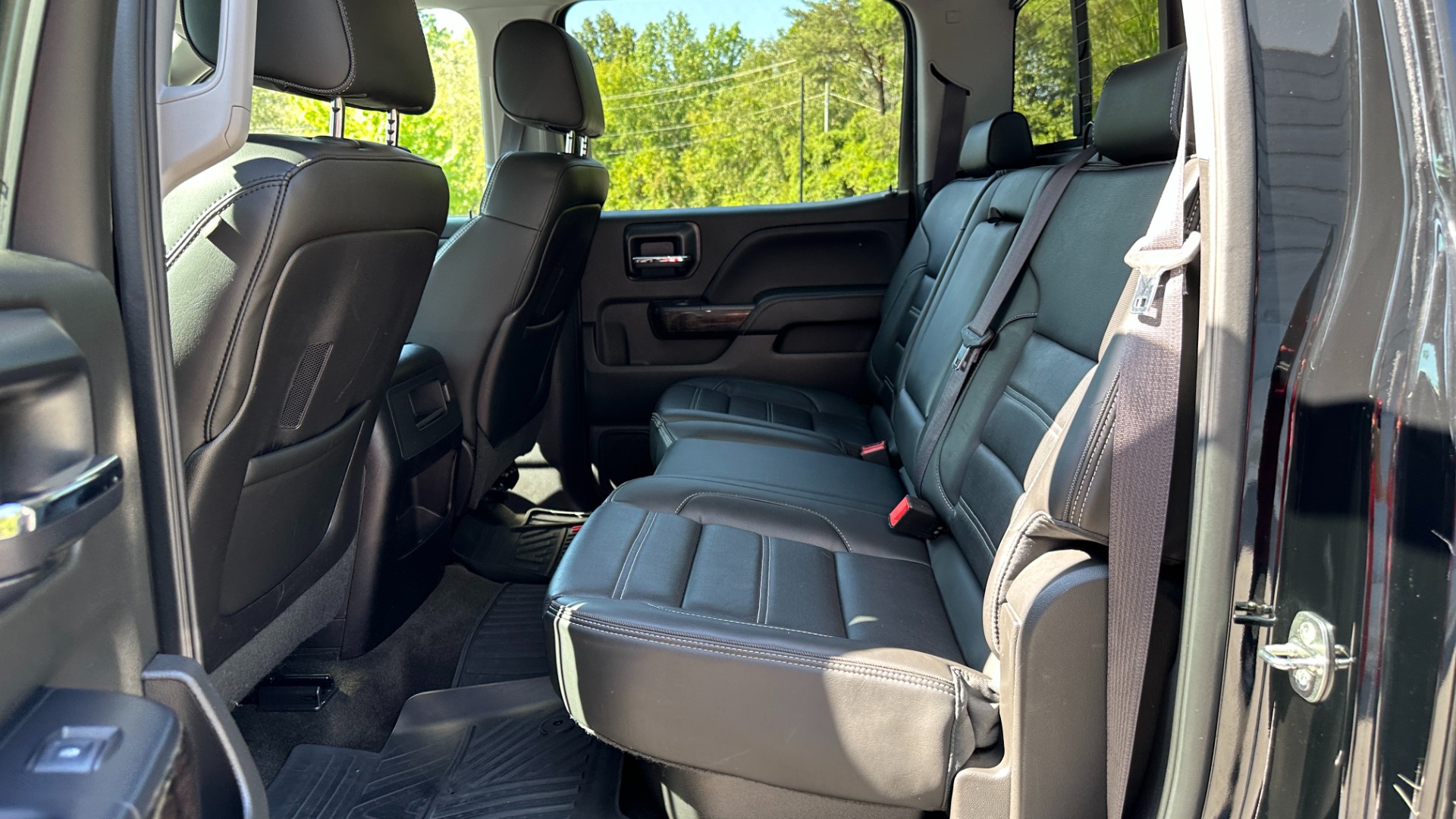 Used 2015 GMC Sierra 1500 DENALI / LIFT KIT / UPGRADED WHEELS / SUNROOF / 6.2L V8 for sale $33,995 at Formula Imports in Charlotte NC 28227 22