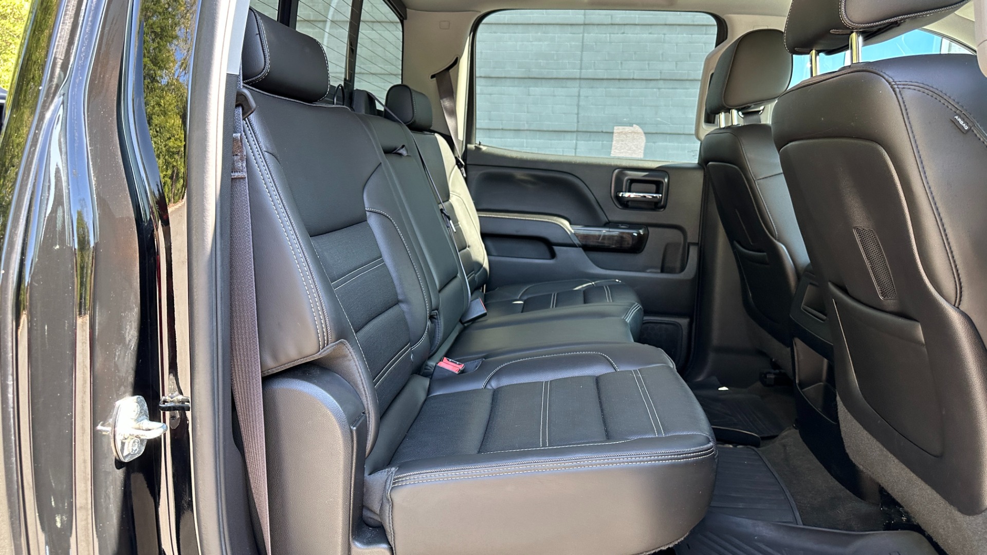 Used 2015 GMC Sierra 1500 DENALI / LIFT KIT / UPGRADED WHEELS / SUNROOF / 6.2L V8 for sale Sold at Formula Imports in Charlotte NC 28227 28