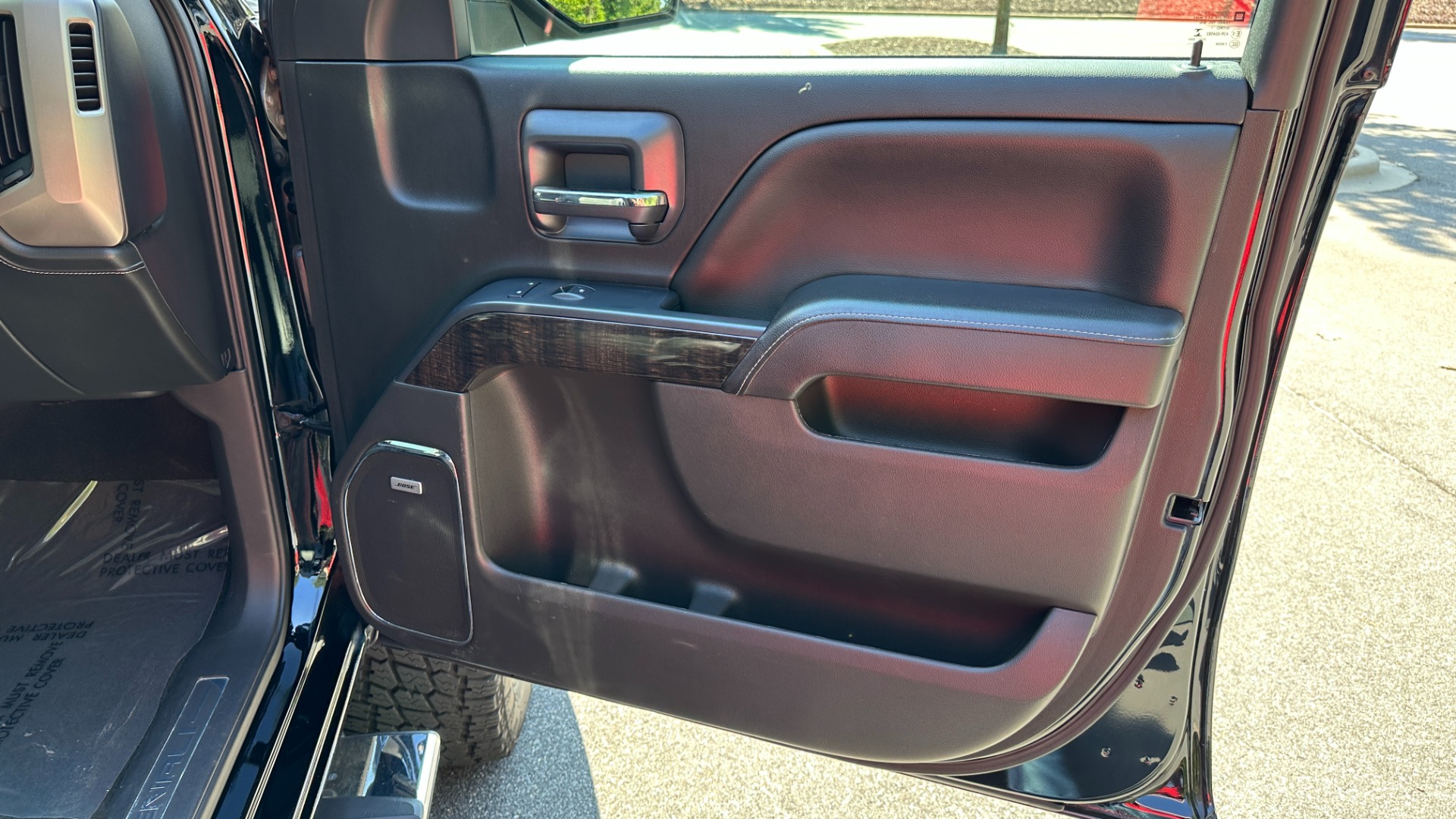 Used 2015 GMC Sierra 1500 DENALI / LIFT KIT / UPGRADED WHEELS / SUNROOF / 6.2L V8 for sale $33,995 at Formula Imports in Charlotte NC 28227 31