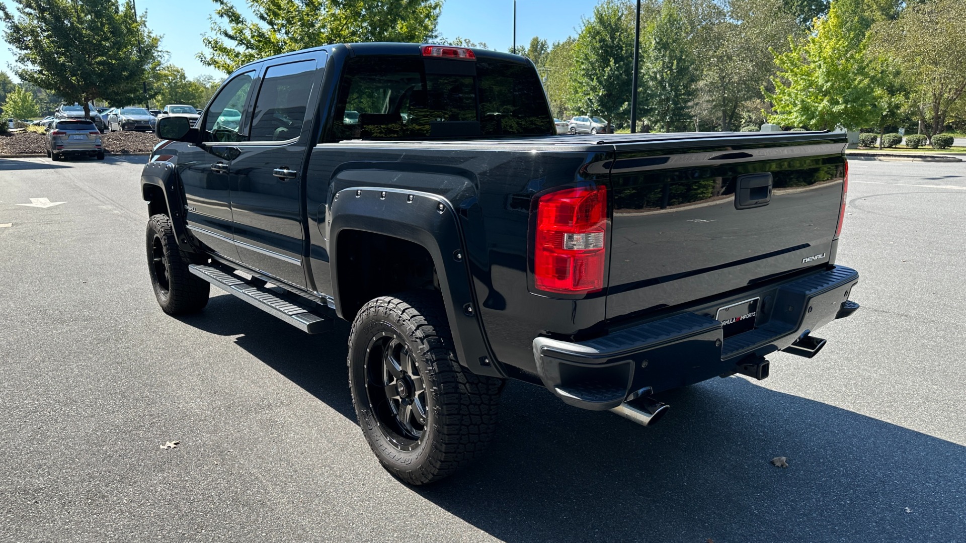Used 2015 GMC Sierra 1500 DENALI / LIFT KIT / UPGRADED WHEELS / SUNROOF / 6.2L V8 for sale $33,995 at Formula Imports in Charlotte NC 28227 4