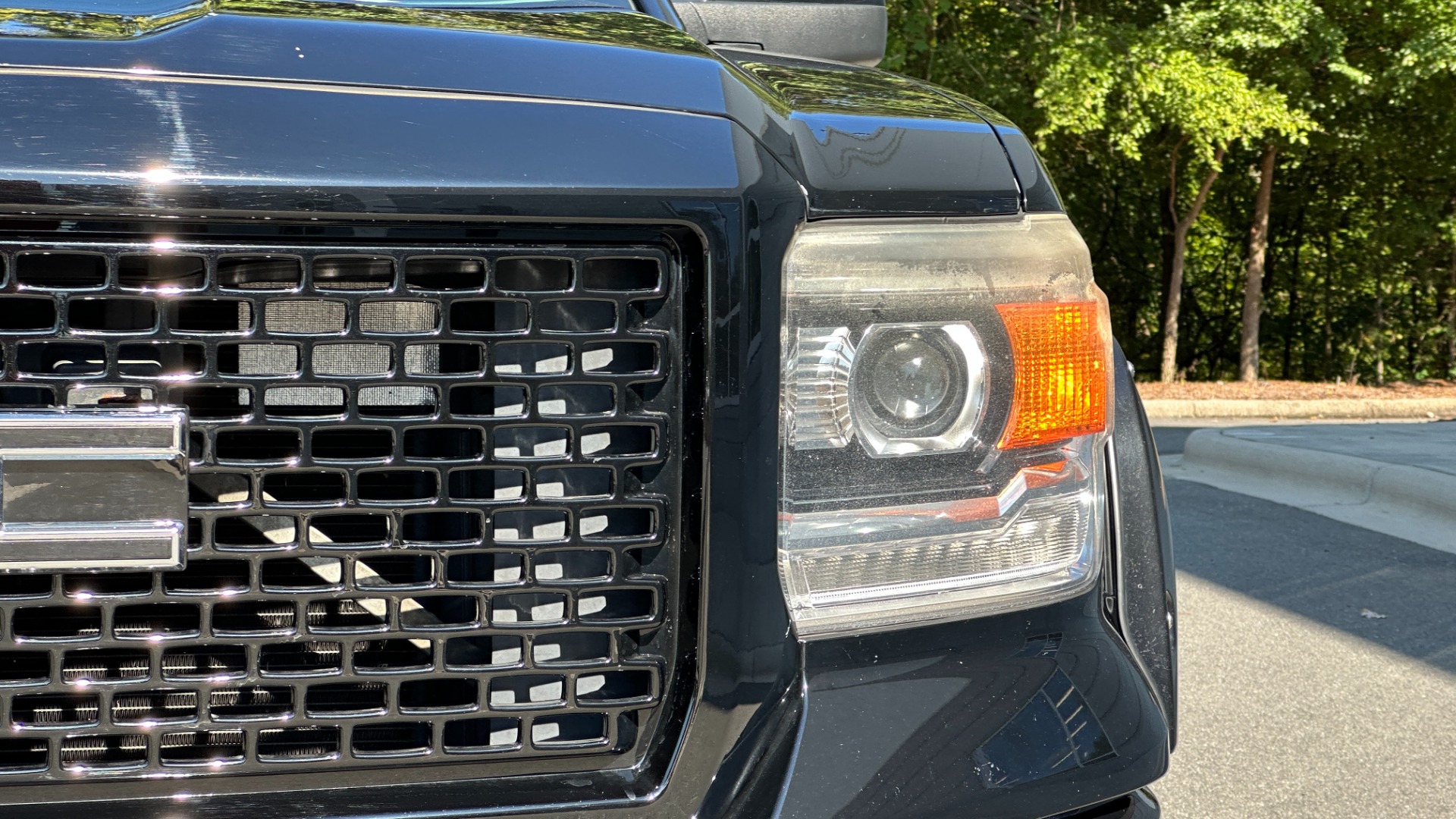Used 2015 GMC Sierra 1500 DENALI / LIFT KIT / UPGRADED WHEELS / SUNROOF / 6.2L V8 for sale $33,995 at Formula Imports in Charlotte NC 28227 44