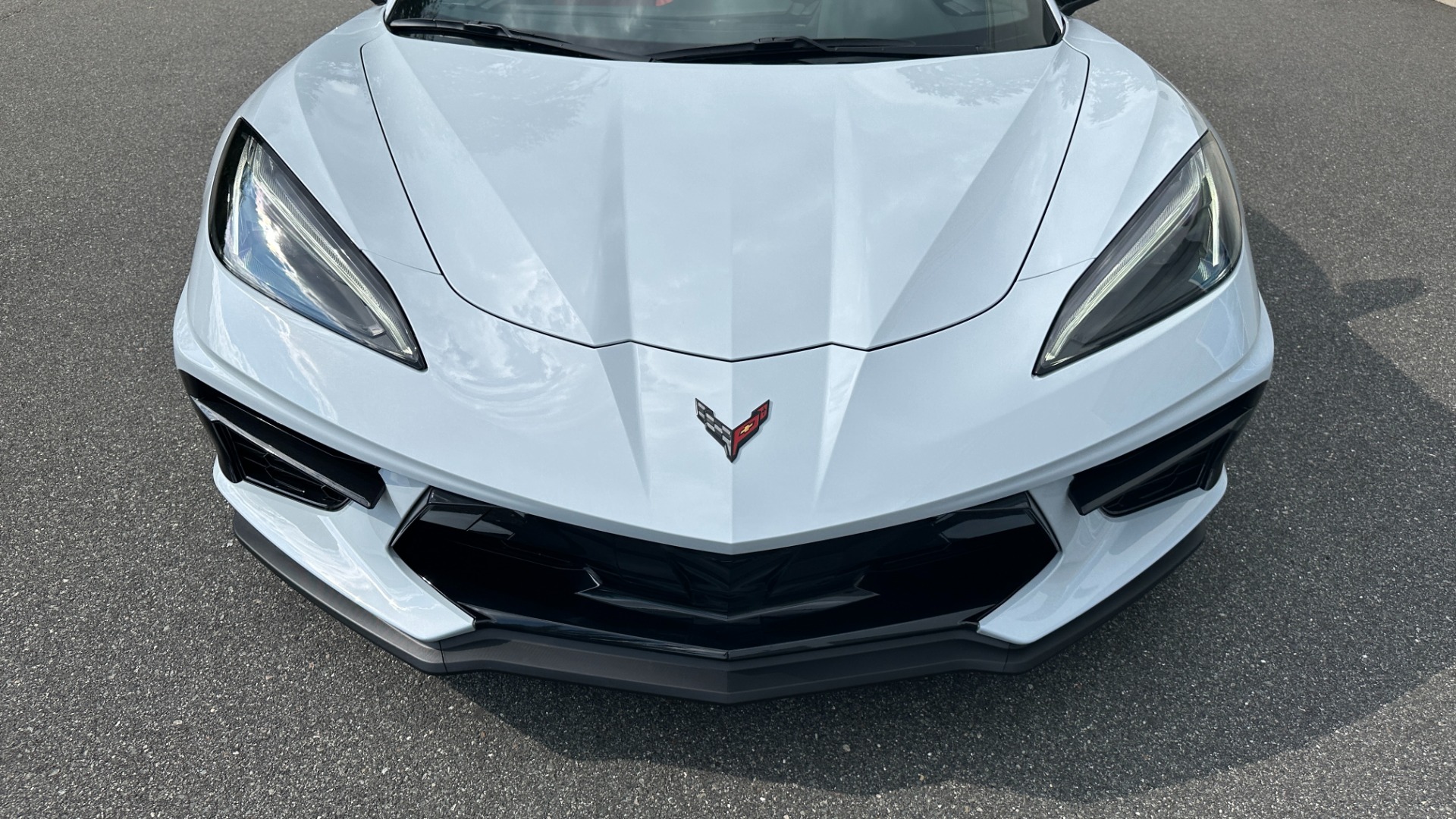 Used 2023 Chevrolet Corvette 1LT / PERF. EXHAUST / RED CALIPERS / FRONT SPLITTER / REAR SPOILER for sale $82,999 at Formula Imports in Charlotte NC 28227 9