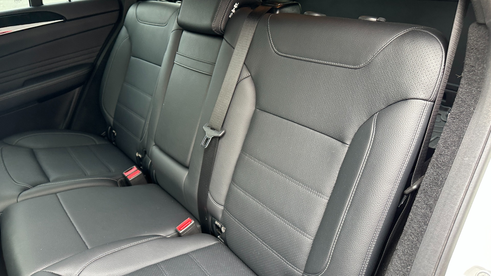 Used 2016 Mercedes-Benz GLE GLE 350 / LOADED OPTIONS / SPORT / PREMIUM / CONVENIENCE for sale Sold at Formula Imports in Charlotte NC 28227 26