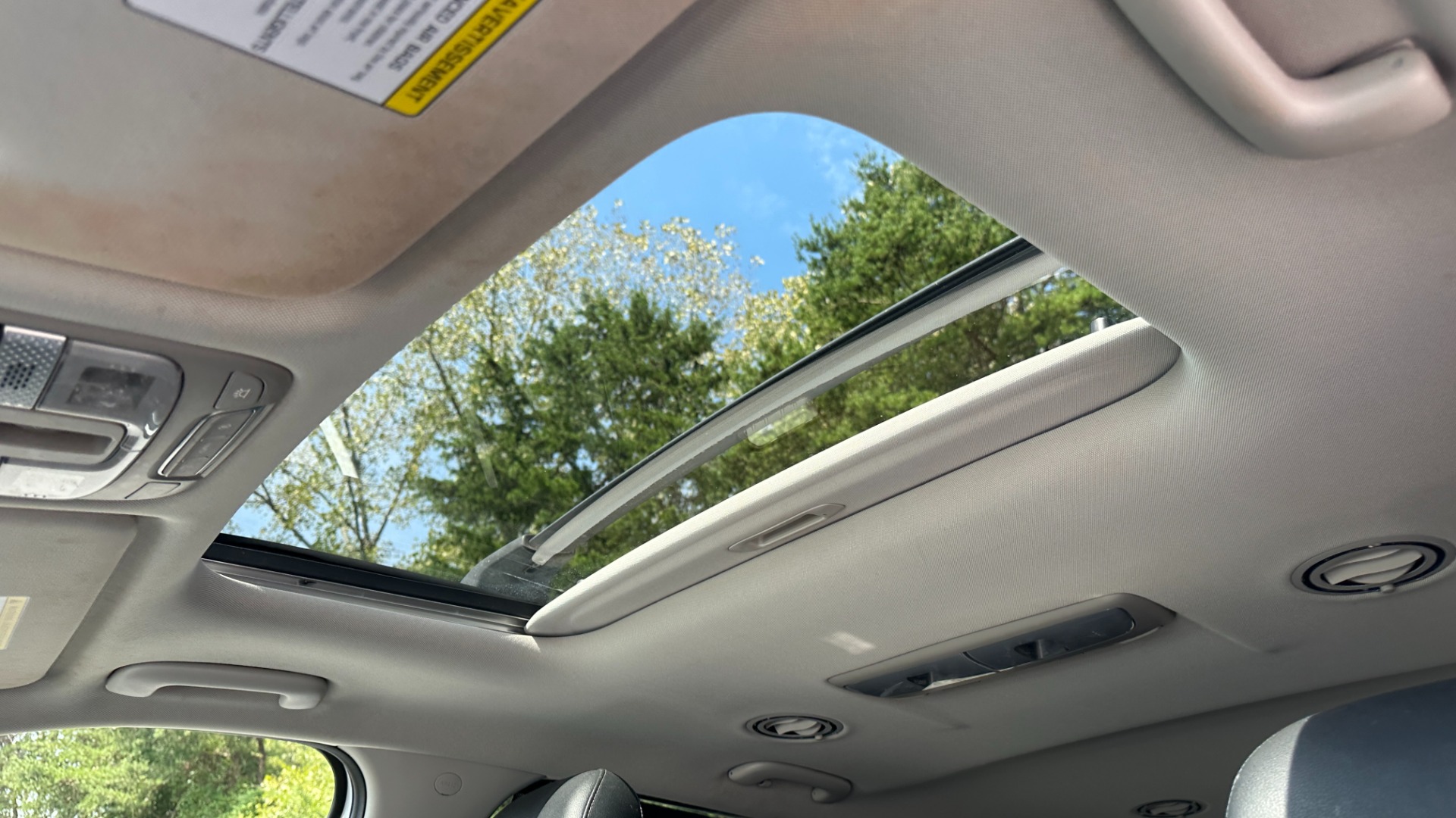 Used 2020 Kia Telluride EX / LEATHER / SAFETY FEATURES / 3RD ROW / SUNSHADES for sale Sold at Formula Imports in Charlotte NC 28227 22