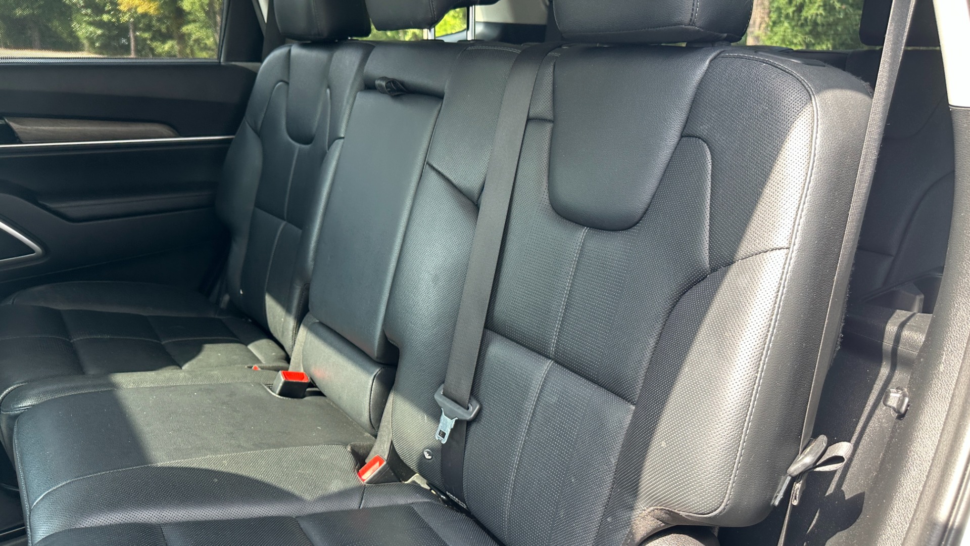 Used 2020 Kia Telluride EX / LEATHER / SAFETY FEATURES / 3RD ROW / SUNSHADES for sale Sold at Formula Imports in Charlotte NC 28227 26