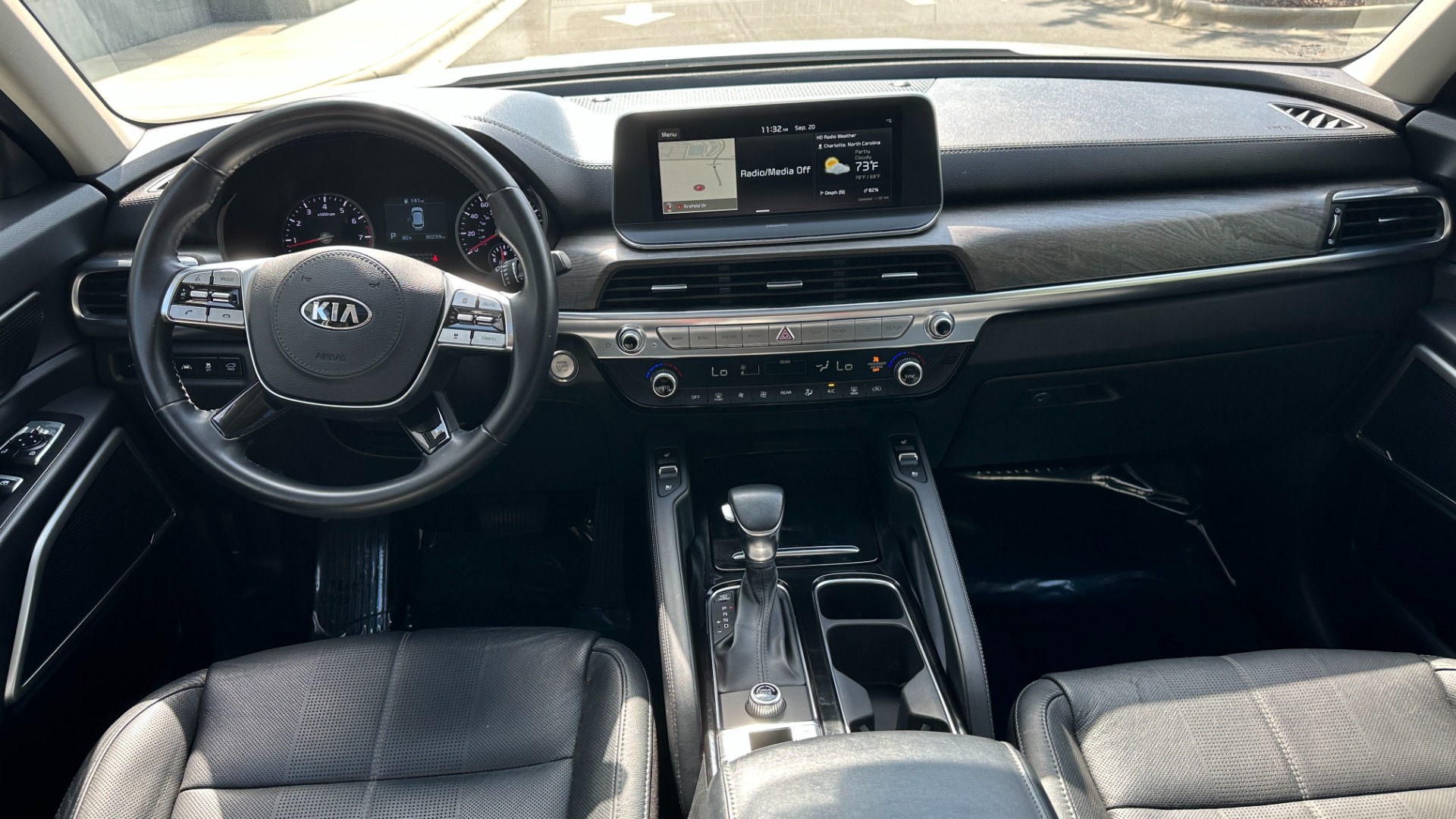 Used 2020 Kia Telluride EX / LEATHER / SAFETY FEATURES / 3RD ROW / SUNSHADES for sale Sold at Formula Imports in Charlotte NC 28227 30