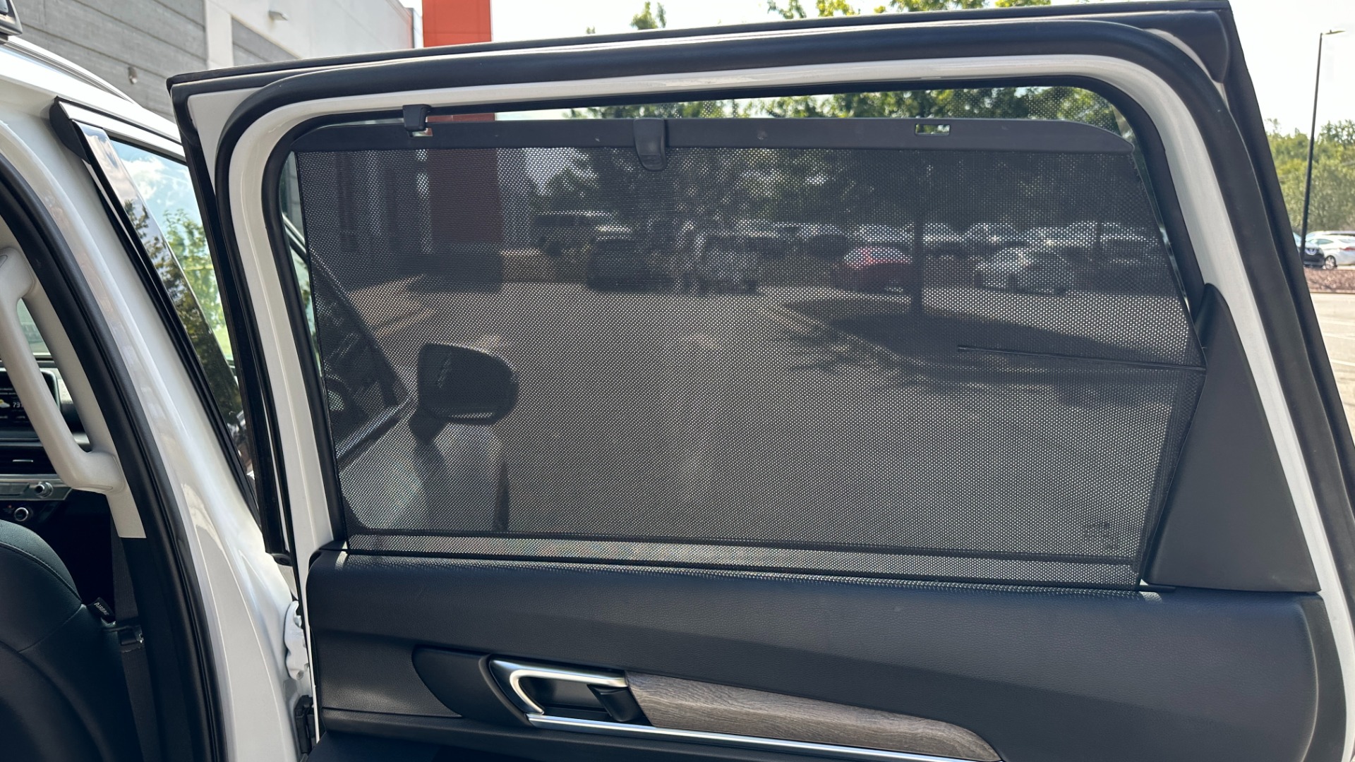 Used 2020 Kia Telluride EX / LEATHER / SAFETY FEATURES / 3RD ROW / SUNSHADES for sale Sold at Formula Imports in Charlotte NC 28227 33