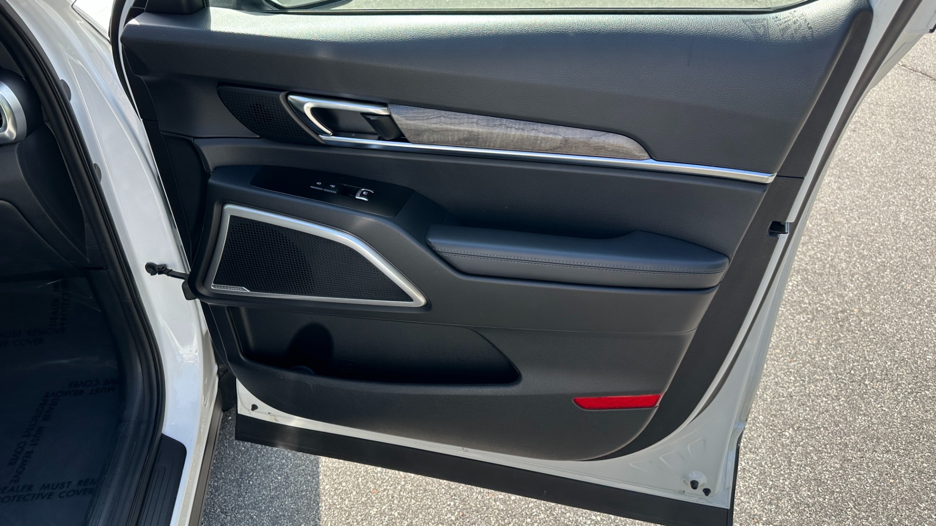 Used 2020 Kia Telluride EX / LEATHER / SAFETY FEATURES / 3RD ROW / SUNSHADES for sale Sold at Formula Imports in Charlotte NC 28227 37