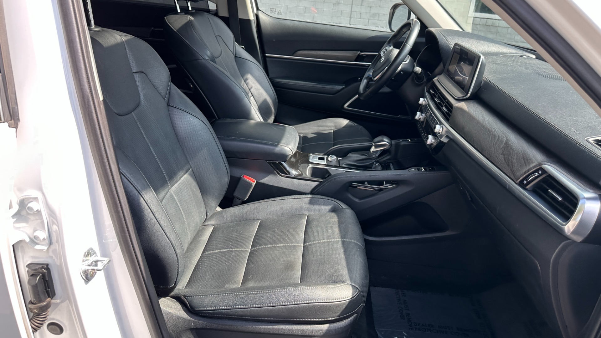 Used 2020 Kia Telluride EX / LEATHER / SAFETY FEATURES / 3RD ROW / SUNSHADES for sale Sold at Formula Imports in Charlotte NC 28227 39