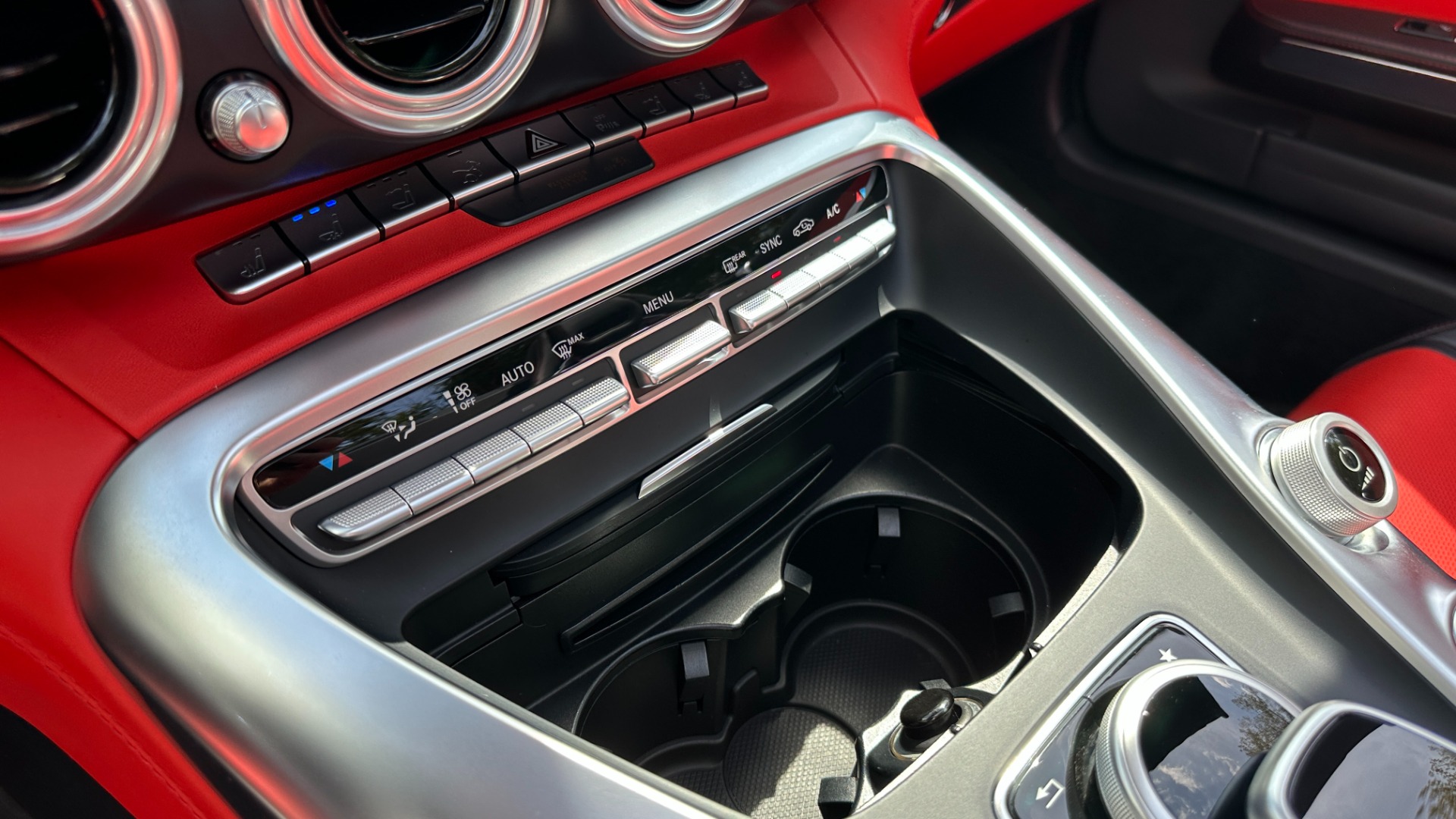 Used 2019 Mercedes-Benz AMG GT AMG GT C / DESIGNO PAINT / DESIGNO INTERIOR / ROADSTER / V8 for sale Sold at Formula Imports in Charlotte NC 28227 22