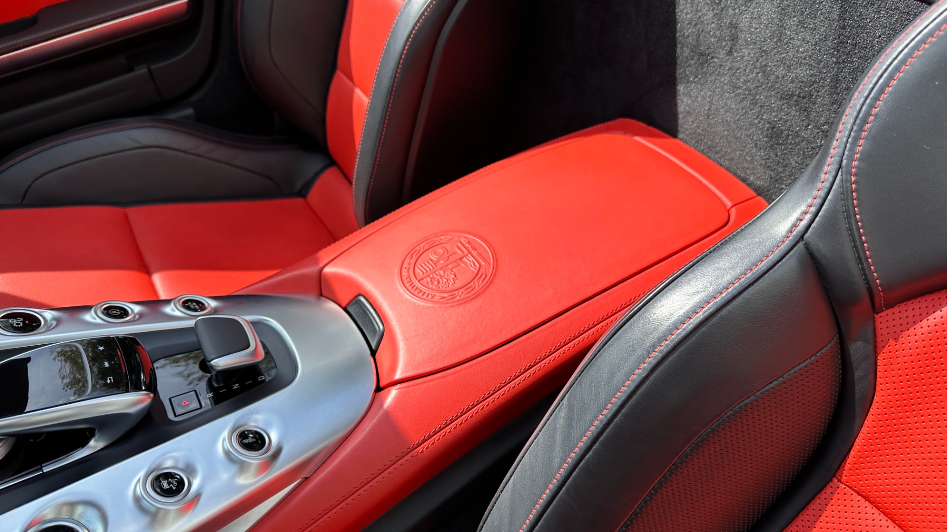 Used 2019 Mercedes-Benz AMG GT AMG GT C / DESIGNO PAINT / DESIGNO INTERIOR / ROADSTER / V8 for sale Sold at Formula Imports in Charlotte NC 28227 24