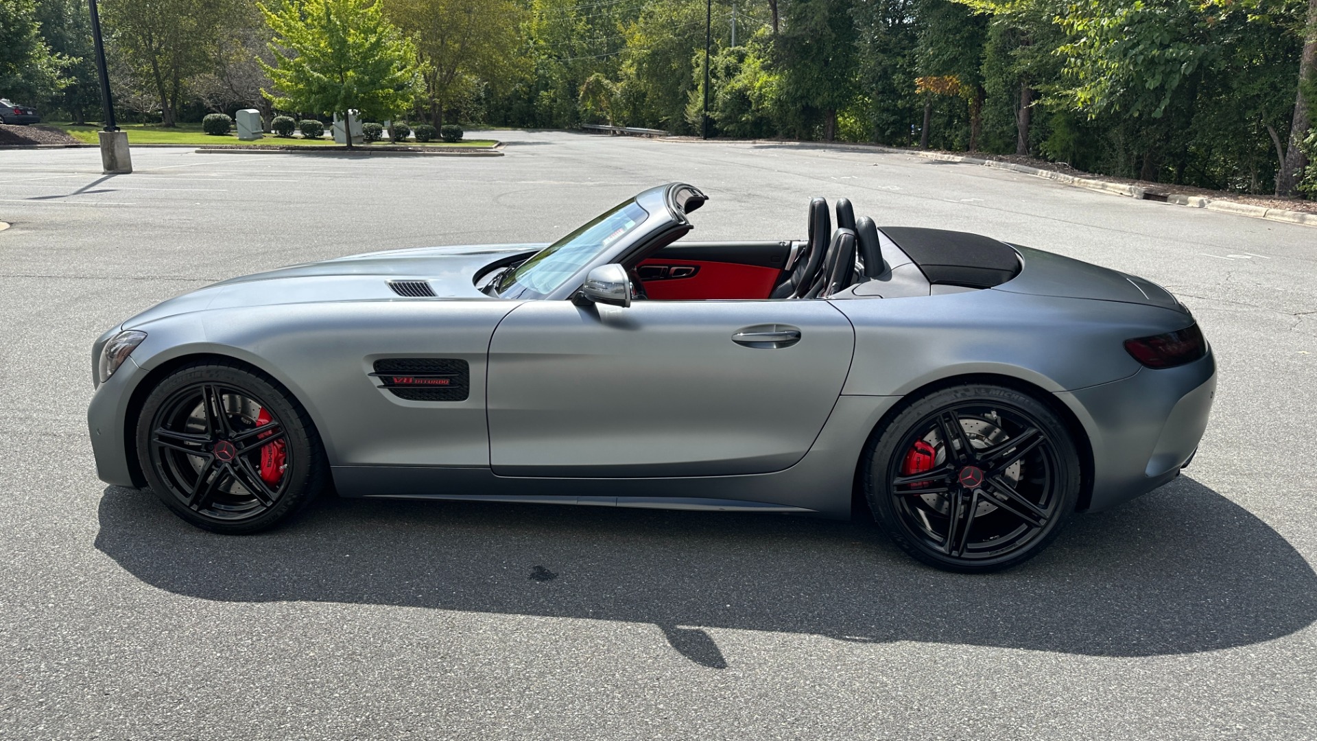 Used 2019 Mercedes-Benz AMG GT AMG GT C / DESIGNO PAINT / DESIGNO INTERIOR / ROADSTER / V8 for sale Sold at Formula Imports in Charlotte NC 28227 3