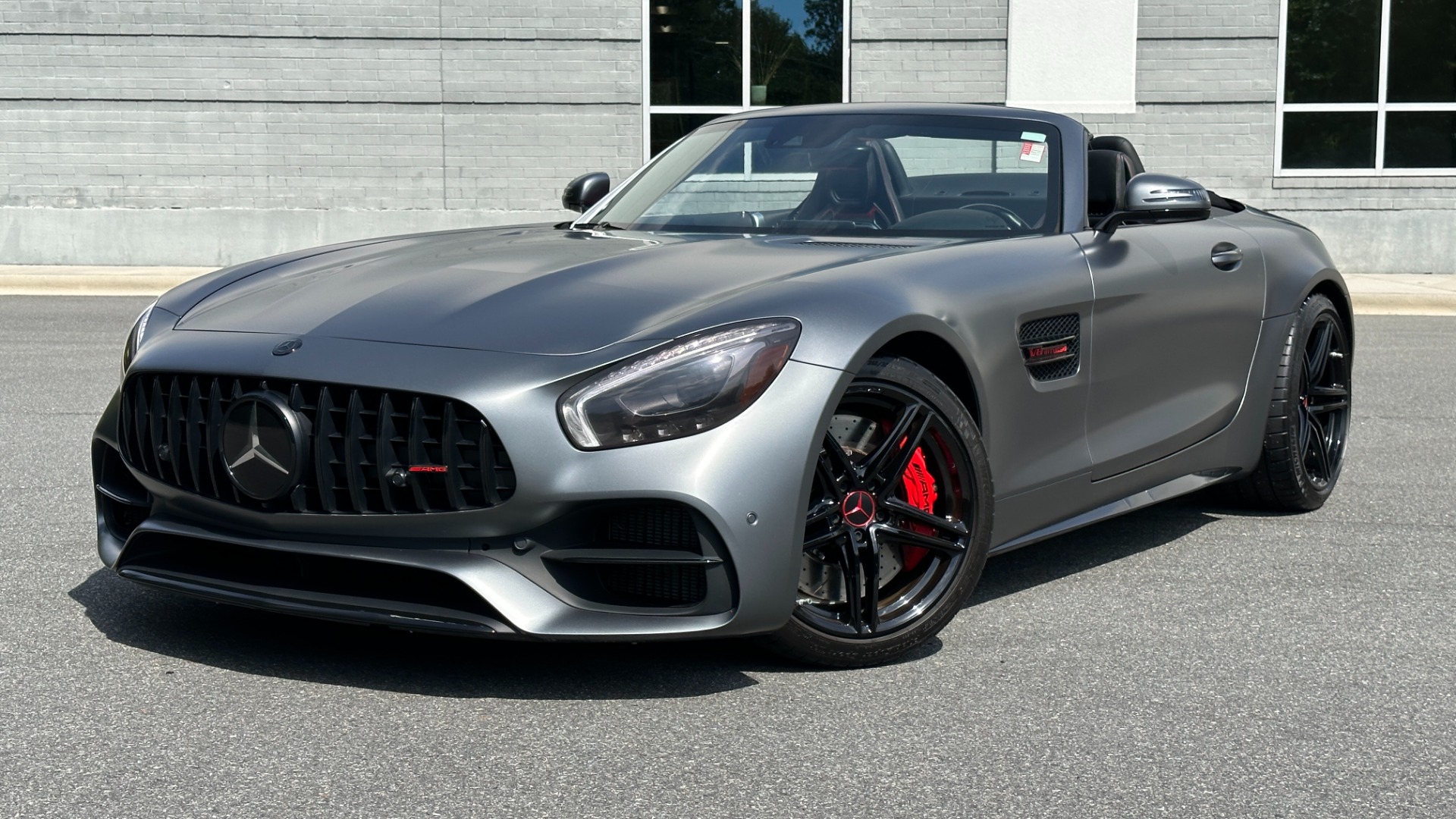 Used 2019 Mercedes-Benz AMG GT AMG GT C / DESIGNO PAINT / DESIGNO INTERIOR / ROADSTER / V8 for sale Sold at Formula Imports in Charlotte NC 28227 1