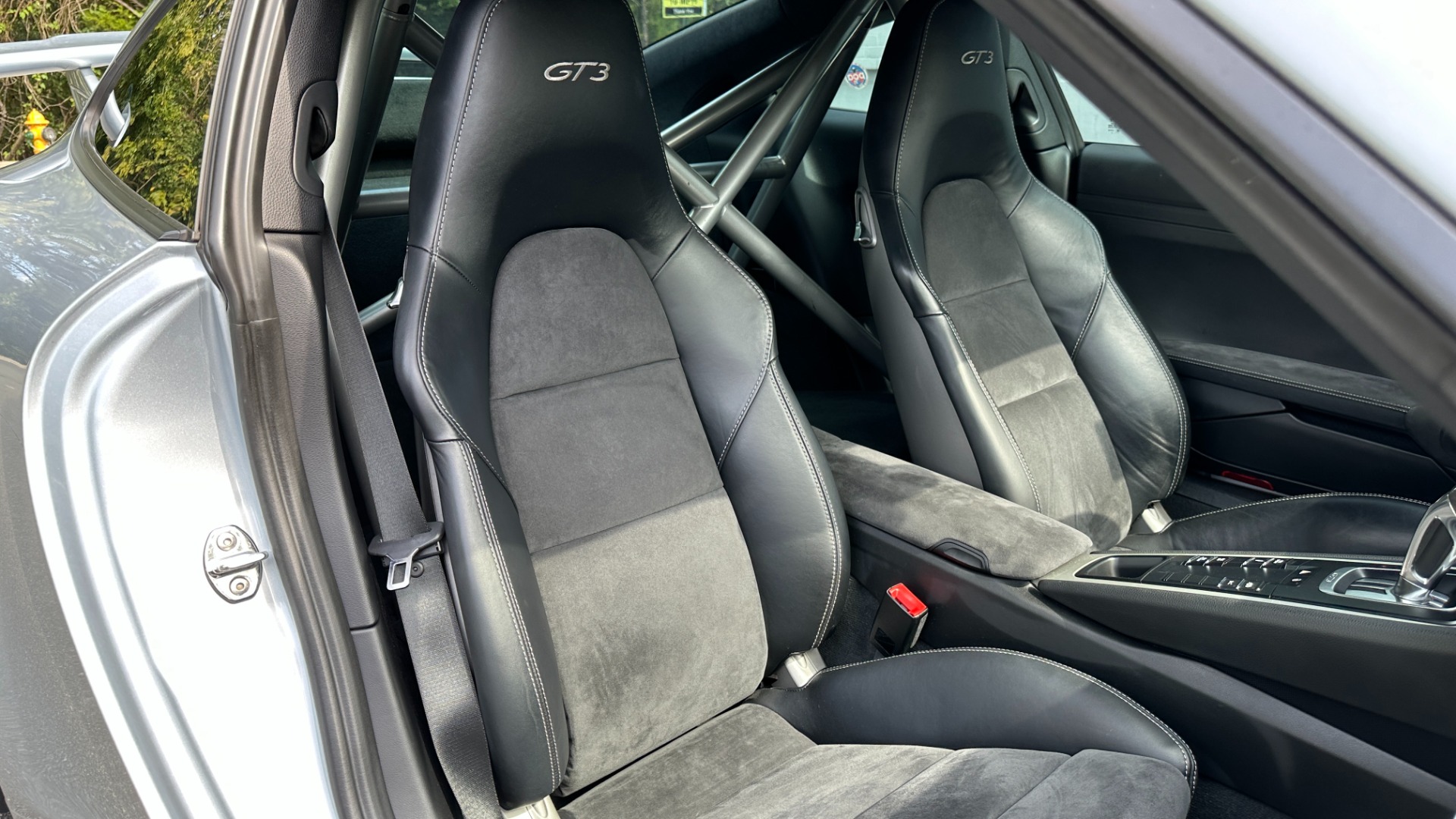 Used 2014 Porsche 911 GT3 / G6 ENGINE BY PORSCHE / BINDER OF SERVICE RECORDS / PAINT PROTECTION F for sale $114,000 at Formula Imports in Charlotte NC 28227 26