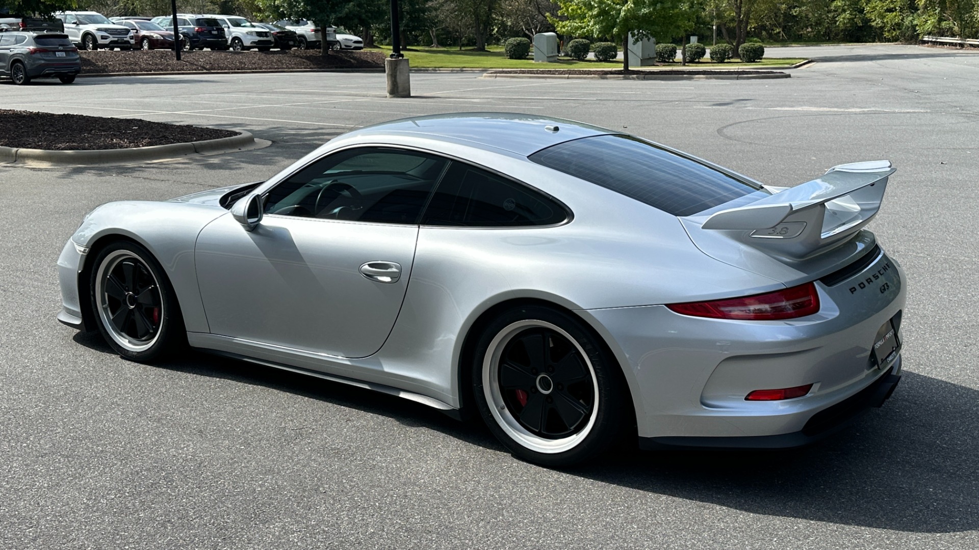 Used 2014 Porsche 911 GT3 / G6 ENGINE BY PORSCHE / BINDER OF SERVICE RECORDS / PAINT PROTECTION F for sale $114,000 at Formula Imports in Charlotte NC 28227 4