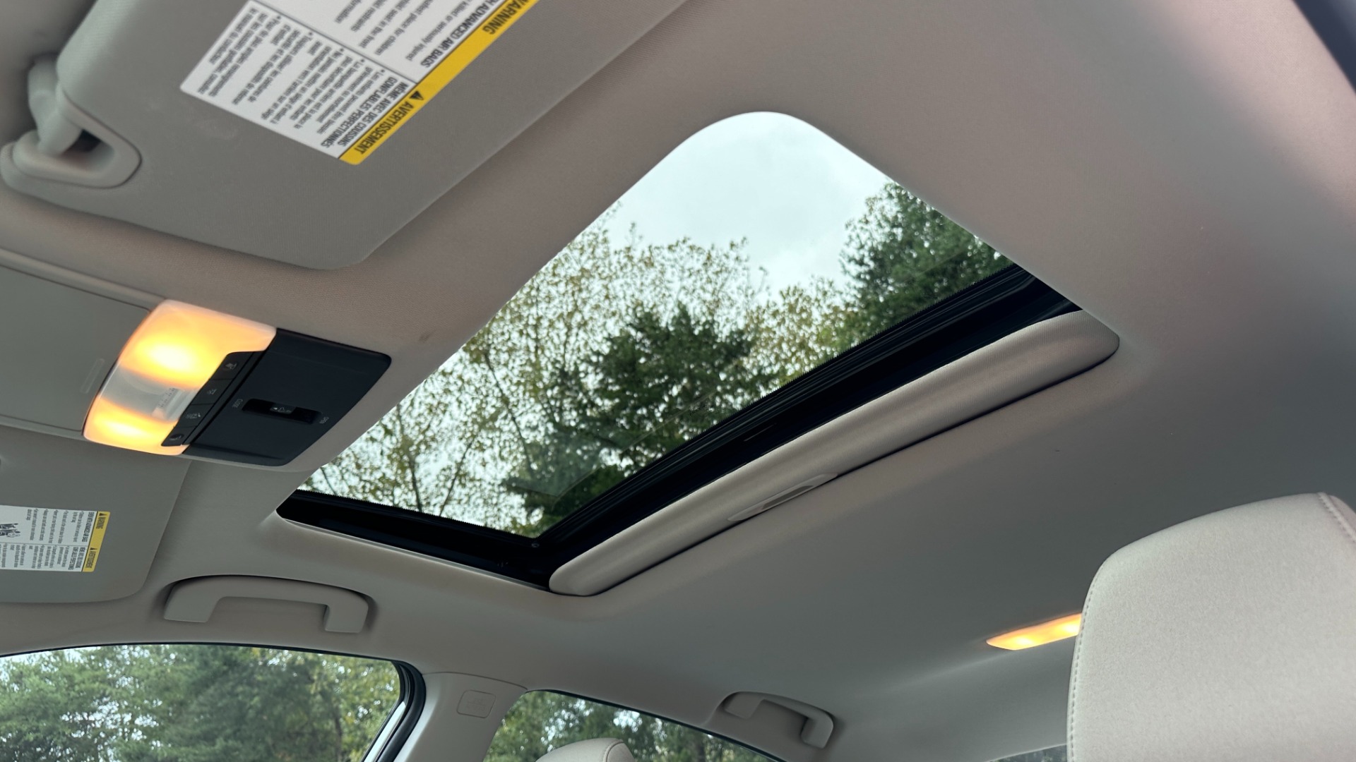 Used 2020 Nissan Altima 2.5 SV / SUNROOF / BACKUP CAMERA / BLINDSPOT / CLOTH for sale $17,999 at Formula Imports in Charlotte NC 28227 23