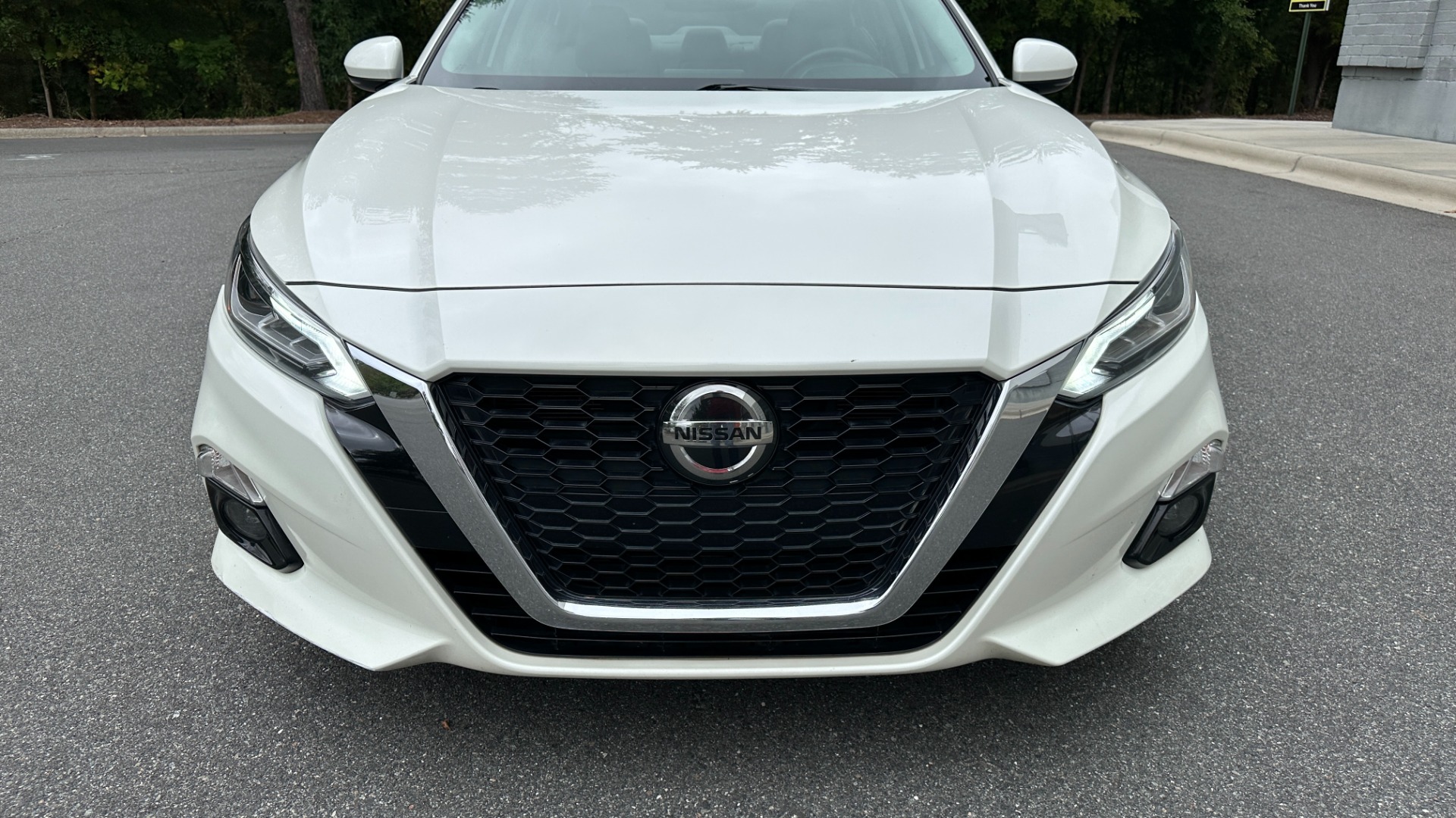 Used 2020 Nissan Altima 2.5 SV / SUNROOF / BACKUP CAMERA / BLINDSPOT / CLOTH for sale $17,999 at Formula Imports in Charlotte NC 28227 8