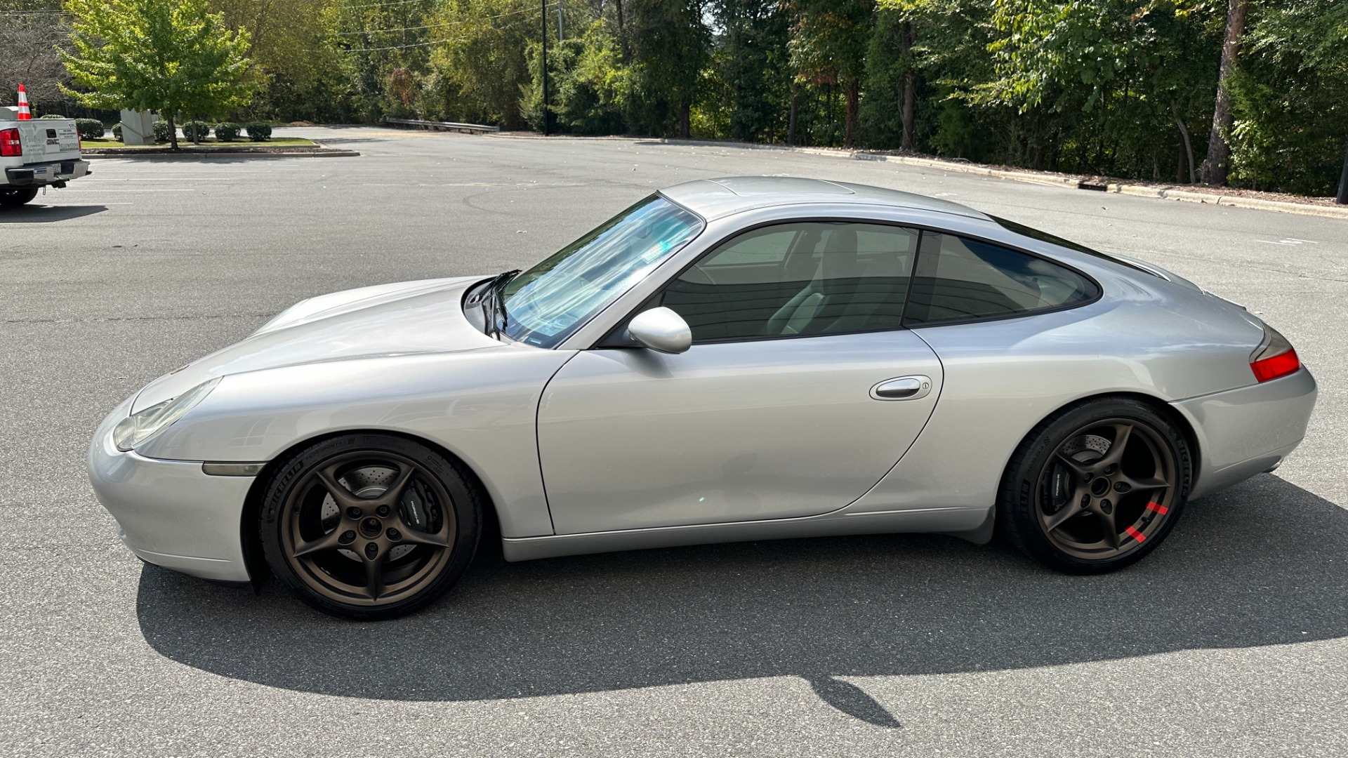Used 1999 Porsche 911 Carrera 6SPEED / UPGRADED EXHAUST / SUSPENSION REFRESH / SERVICE RECORDS for sale Sold at Formula Imports in Charlotte NC 28227 3