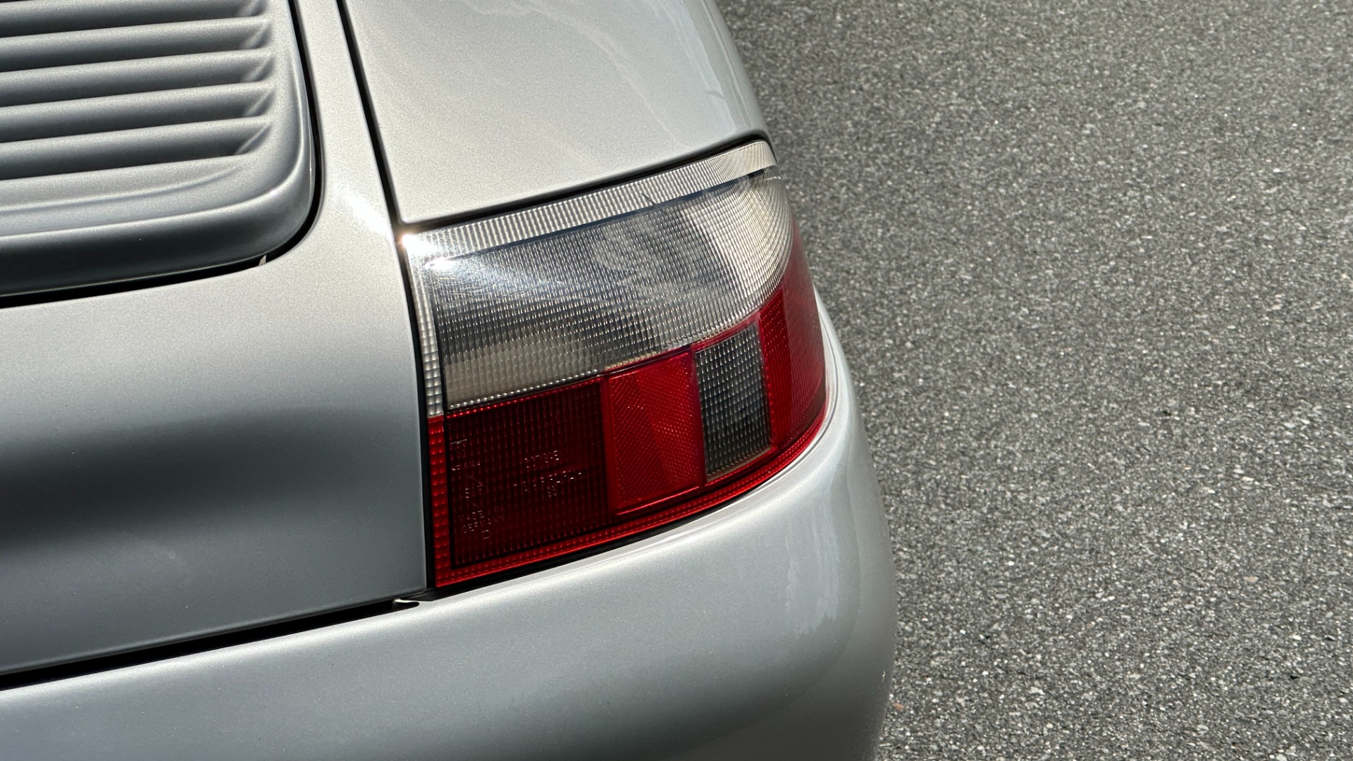 Used 1999 Porsche 911 Carrera 6SPEED / UPGRADED EXHAUST / SUSPENSION REFRESH / SERVICE RECORDS for sale $22,200 at Formula Imports in Charlotte NC 28227 32