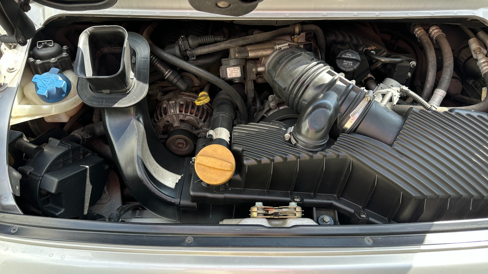 Used 1999 Porsche 911 Carrera 6SPEED / UPGRADED EXHAUST / SUSPENSION REFRESH / SERVICE RECORDS for sale $22,200 at Formula Imports in Charlotte NC 28227 37