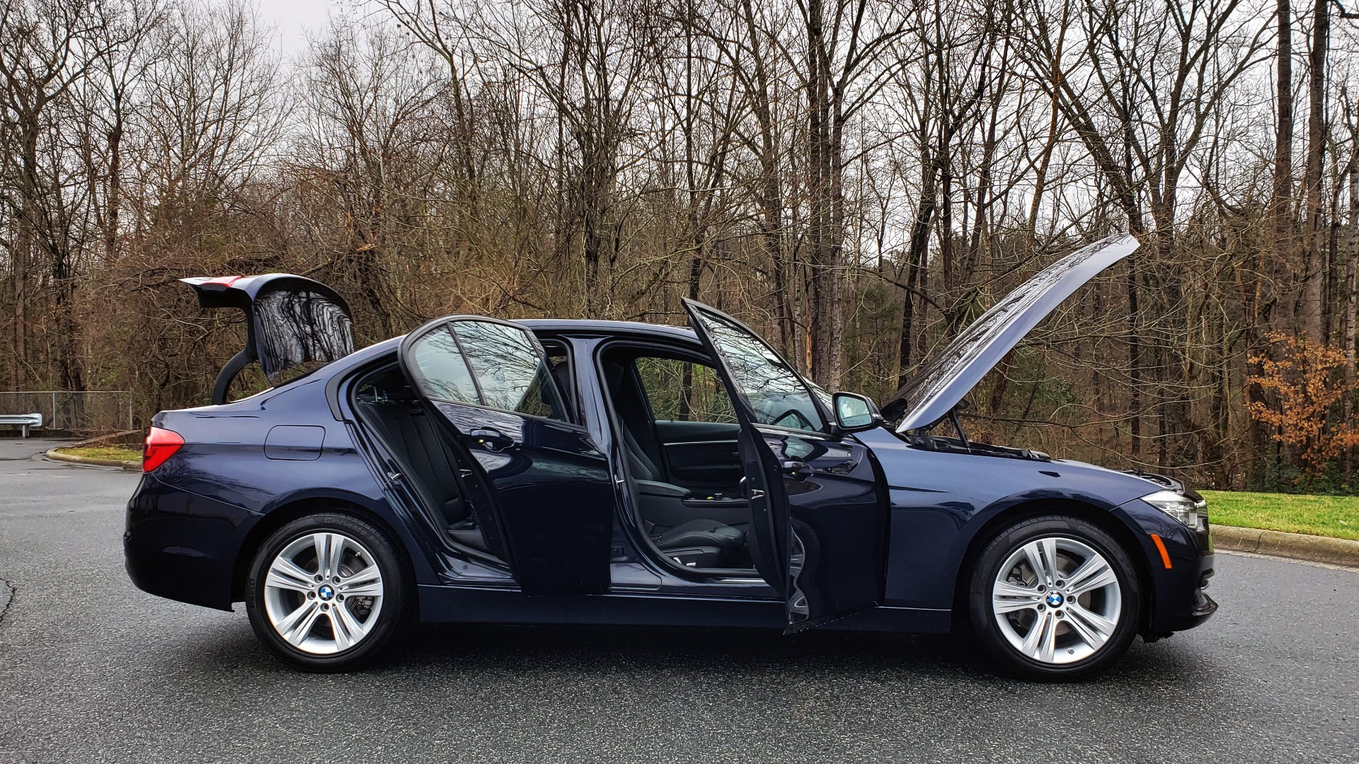 Used 2016 BMW 3 SERIES 328I PREMIUM PKG / DRVR ASST / SUNROOF / PARK ASST for sale Sold at Formula Imports in Charlotte NC 28227 9