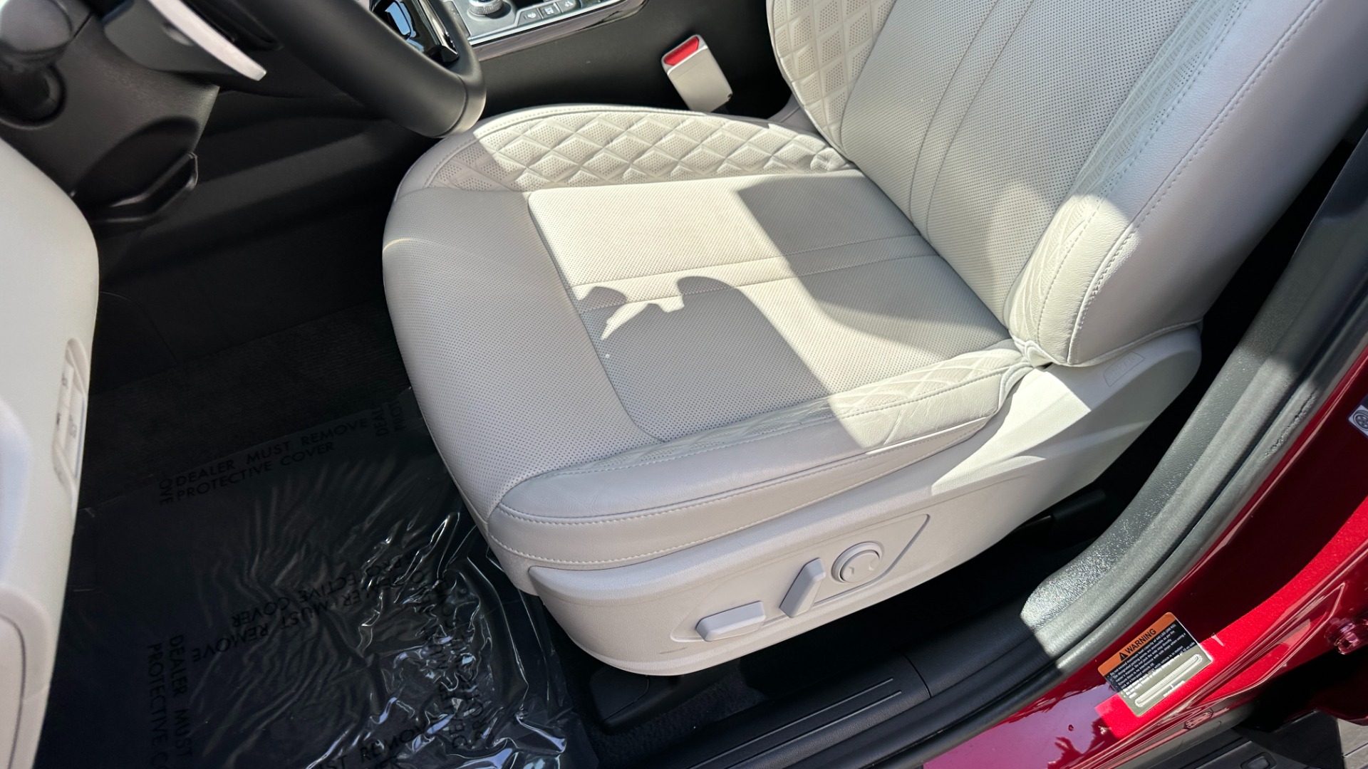Used 2021 Kia Sorento SX PRESTIGE / LOADED / 3 ROW / LEATHER / PANORAMIC ROOF for sale $33,900 at Formula Imports in Charlotte NC 28227 14