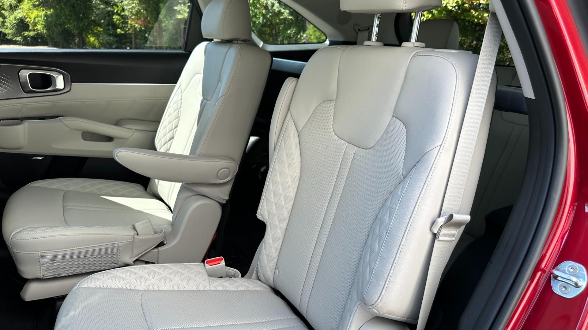 Used 2021 Kia Sorento SX PRESTIGE / LOADED / 3 ROW / LEATHER / PANORAMIC ROOF for sale $33,900 at Formula Imports in Charlotte NC 28227 25