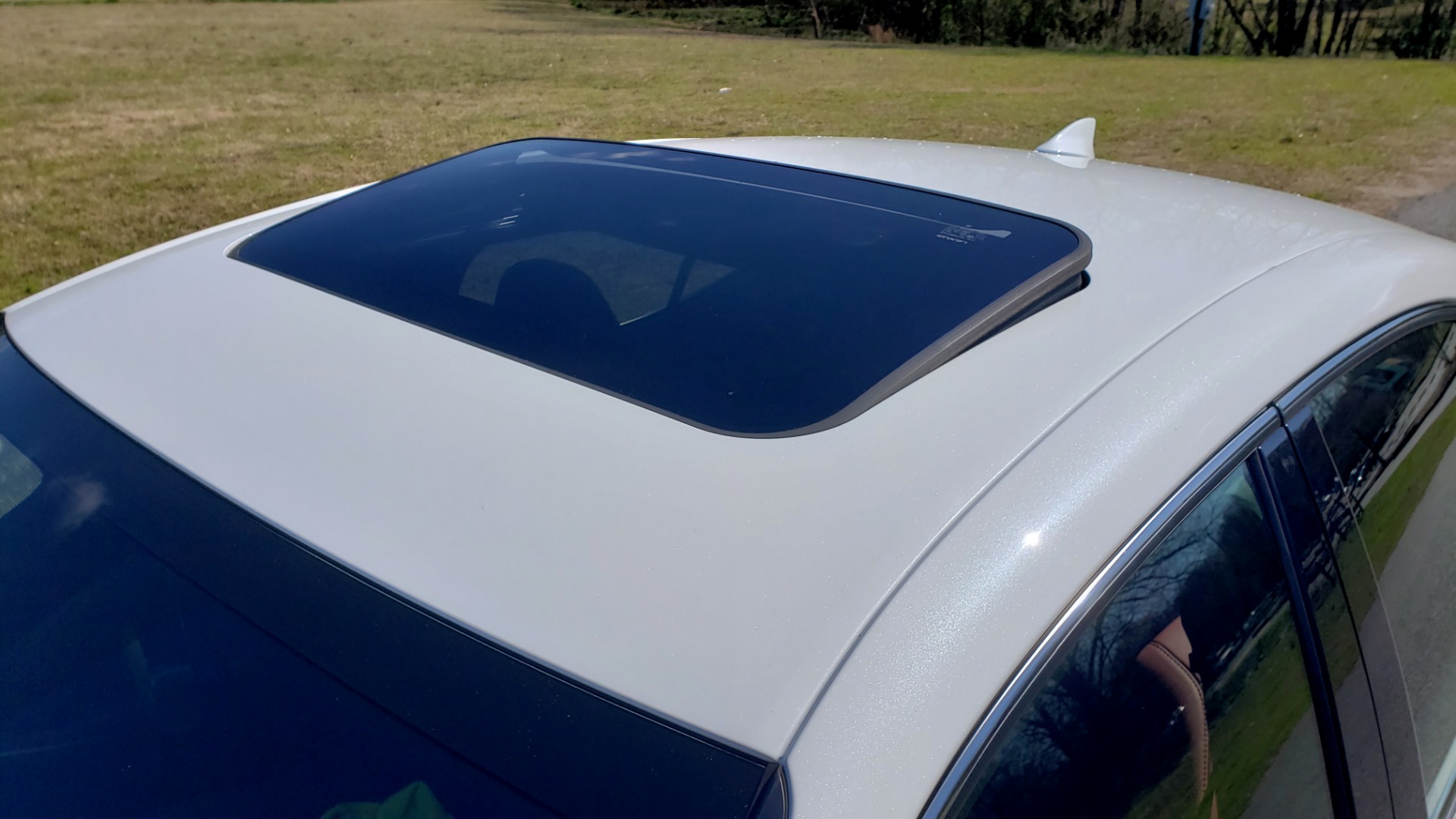 Used 2017 Lexus IS 200T F-SPORT / SUNROOF / REARVIEW / VENT SEATS for sale Sold at Formula Imports in Charlotte NC 28227 10