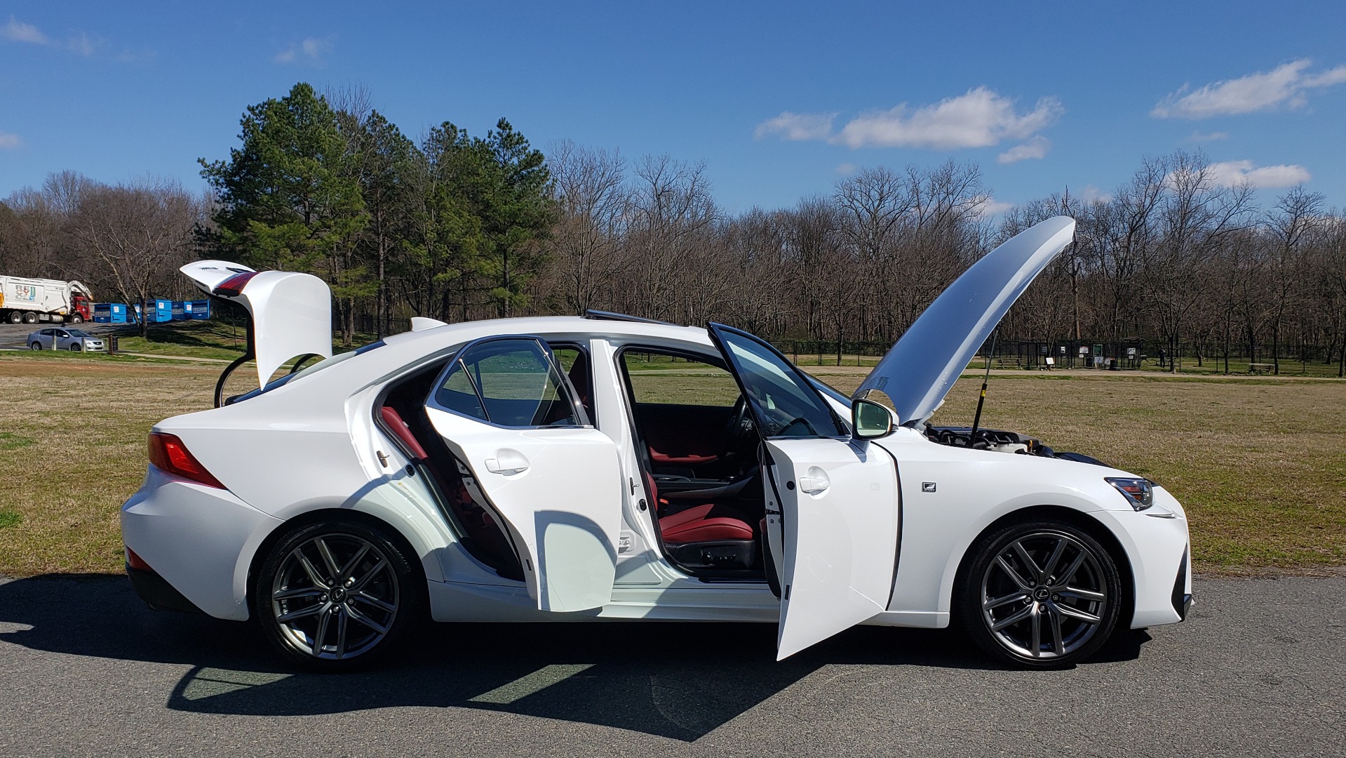 Used 2017 Lexus IS 200T F-SPORT / SUNROOF / REARVIEW / VENT SEATS for sale Sold at Formula Imports in Charlotte NC 28227 11
