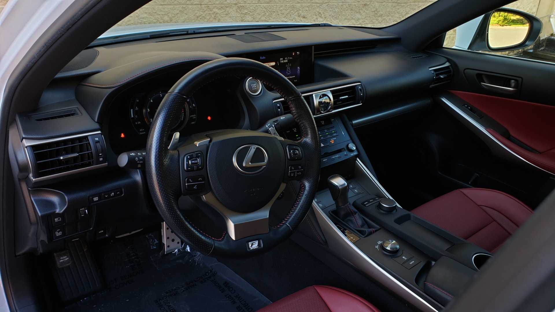 Used 2017 Lexus IS 200T F-SPORT / SUNROOF / REARVIEW / VENT SEATS for sale Sold at Formula Imports in Charlotte NC 28227 33
