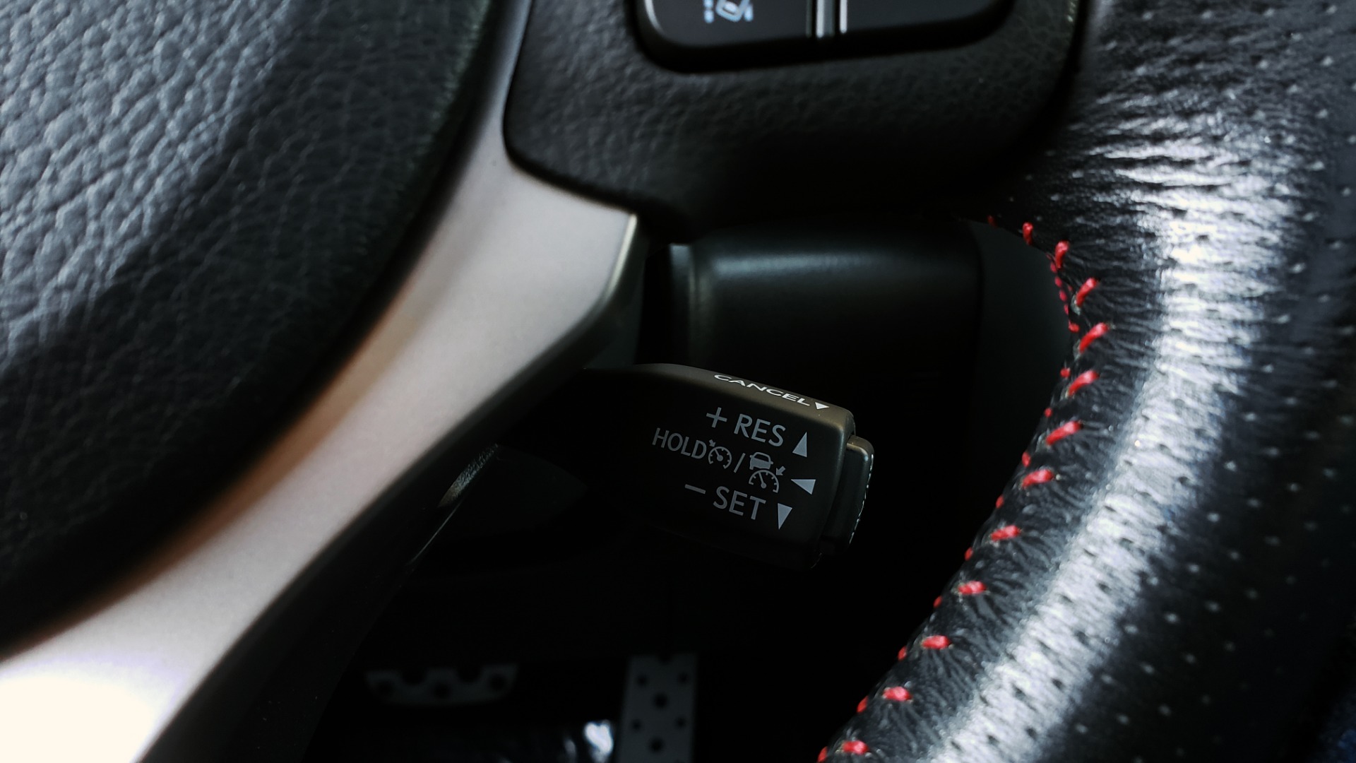 Used 2017 Lexus IS 200T F-SPORT / SUNROOF / REARVIEW / VENT SEATS for sale Sold at Formula Imports in Charlotte NC 28227 39