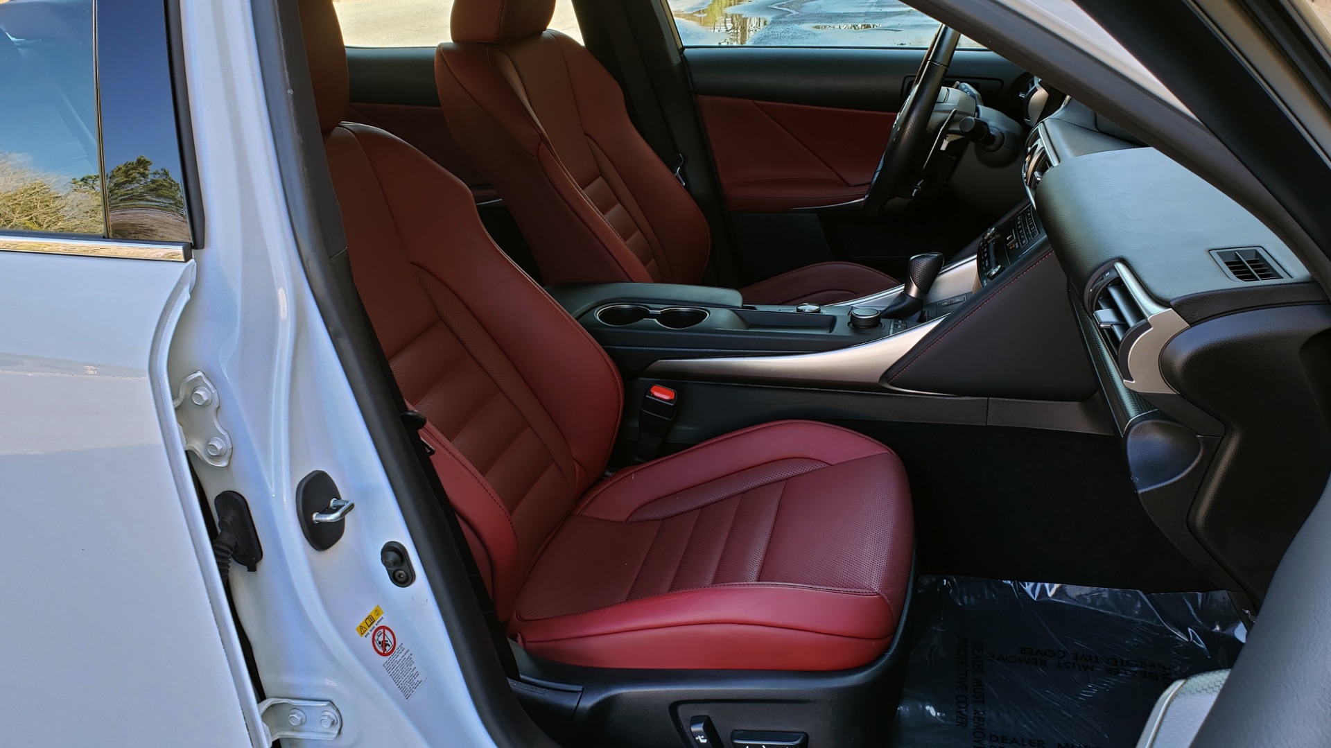 Used 2017 Lexus IS 200T F-SPORT / SUNROOF / REARVIEW / VENT SEATS for sale Sold at Formula Imports in Charlotte NC 28227 61