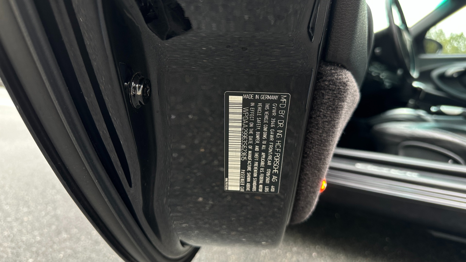Used 2003 Porsche 911 Carrera 6 SPEED / LEATHER SPORT SEATS / SPORT EXHAUST / RIGID CHASSIS TUNING for sale $34,000 at Formula Imports in Charlotte NC 28227 15