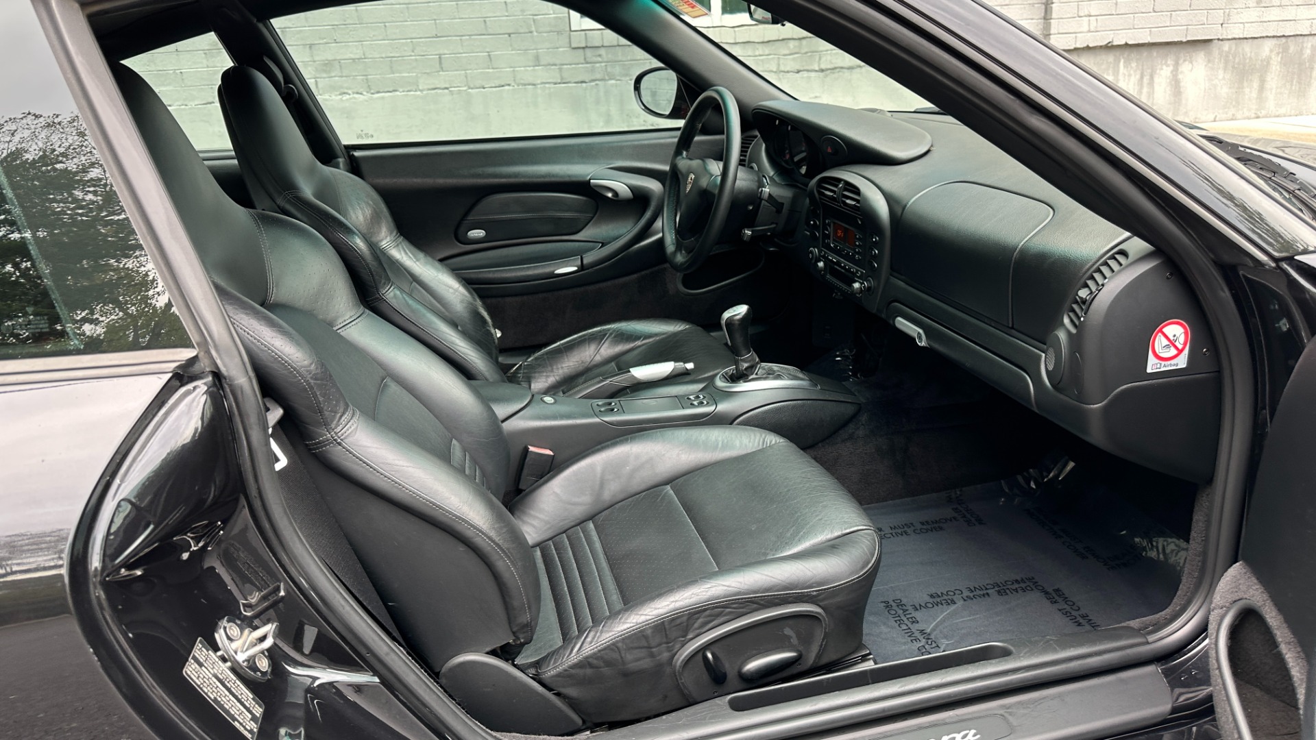 Used 2003 Porsche 911 Carrera 6 SPEED / LEATHER SPORT SEATS / SPORT EXHAUST / RIGID CHASSIS TUNING for sale $34,000 at Formula Imports in Charlotte NC 28227 27