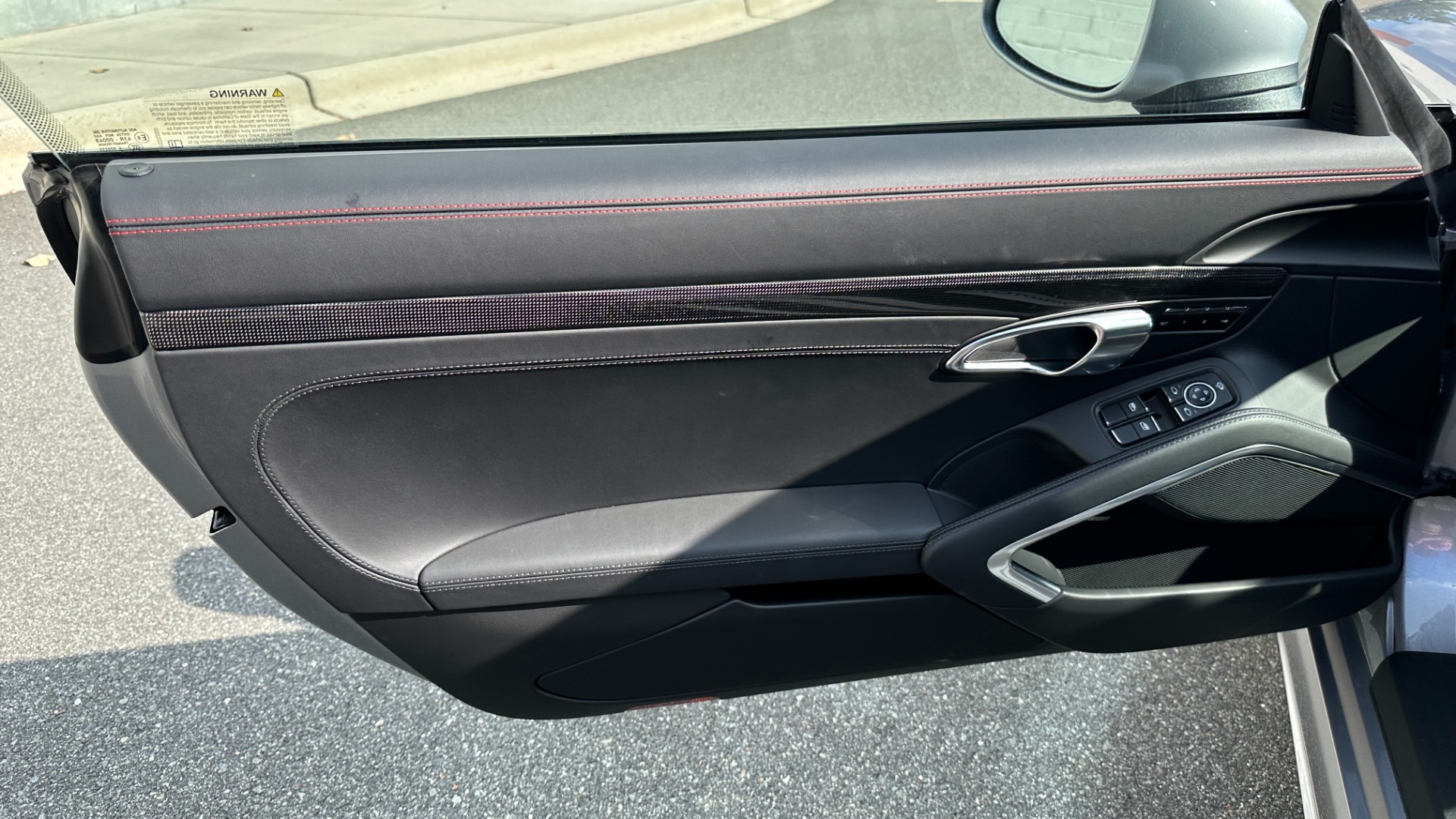 Used 2023 Porsche 718 Cayman GTS 4.0 / 6 SPEED / SPORT SEATS / SPORT DESIGN / CARBON FIBER for sale Sold at Formula Imports in Charlotte NC 28227 10