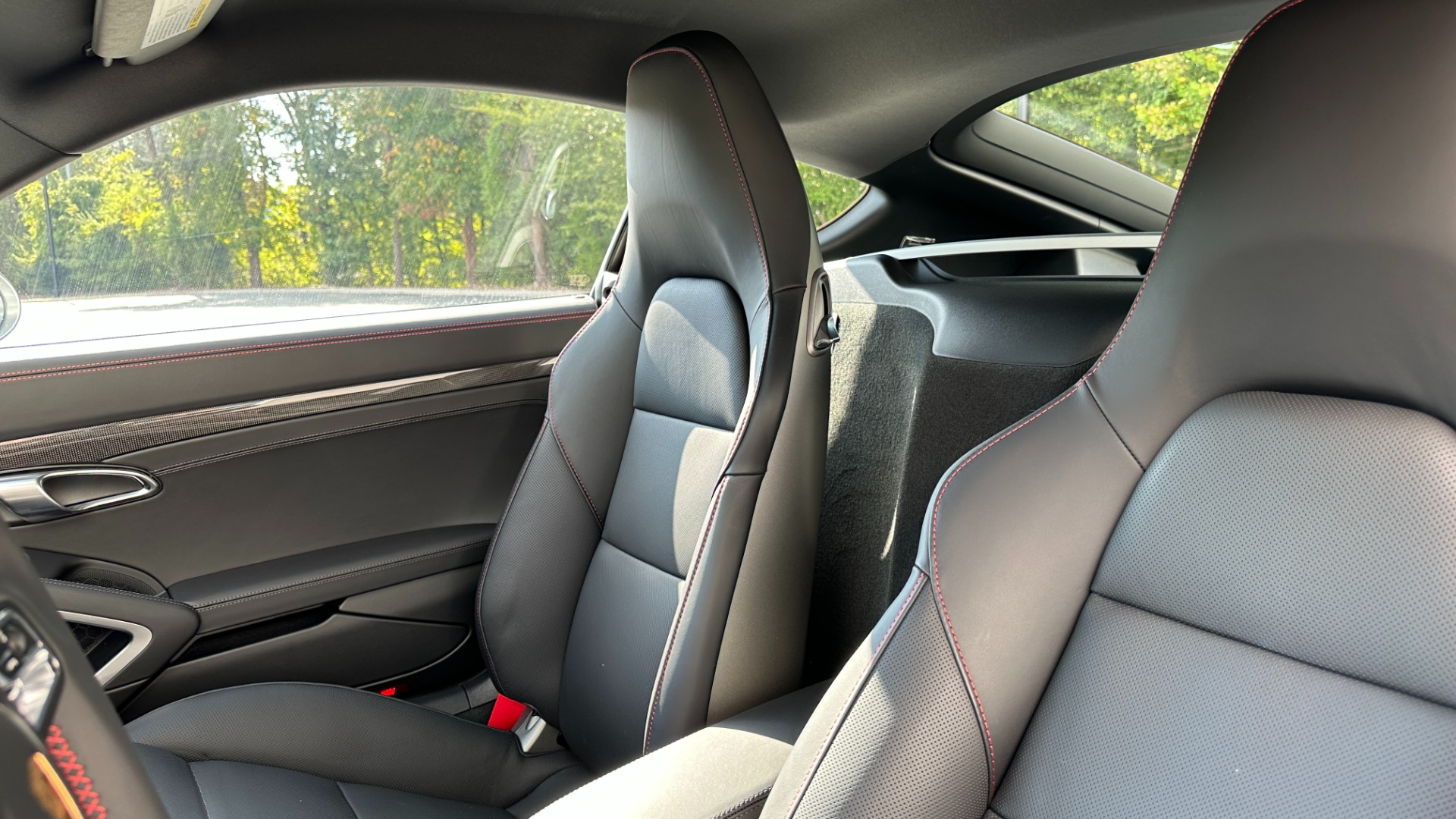 Used 2023 Porsche 718 Cayman GTS 4.0 / 6 SPEED / SPORT SEATS / SPORT DESIGN / CARBON FIBER for sale Sold at Formula Imports in Charlotte NC 28227 16