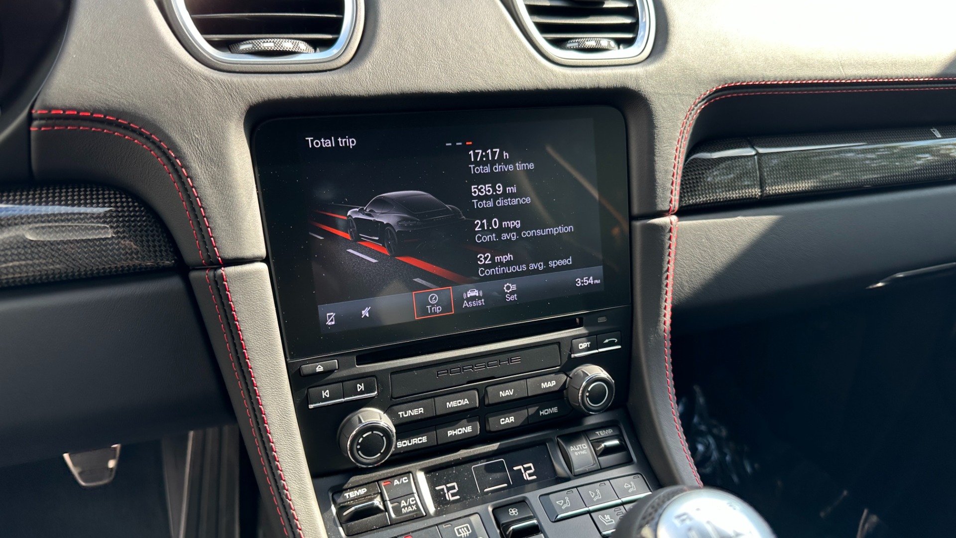 Used 2023 Porsche 718 Cayman GTS 4.0 / 6 SPEED / SPORT SEATS / SPORT DESIGN / CARBON FIBER for sale Sold at Formula Imports in Charlotte NC 28227 20