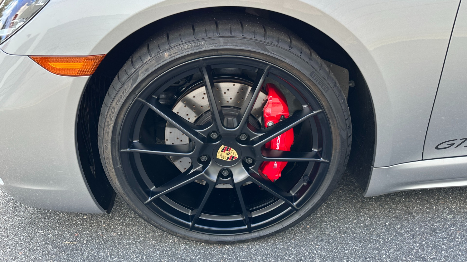 Used 2023 Porsche 718 Cayman GTS 4.0 / 6 SPEED / SPORT SEATS / SPORT DESIGN / CARBON FIBER for sale Sold at Formula Imports in Charlotte NC 28227 38