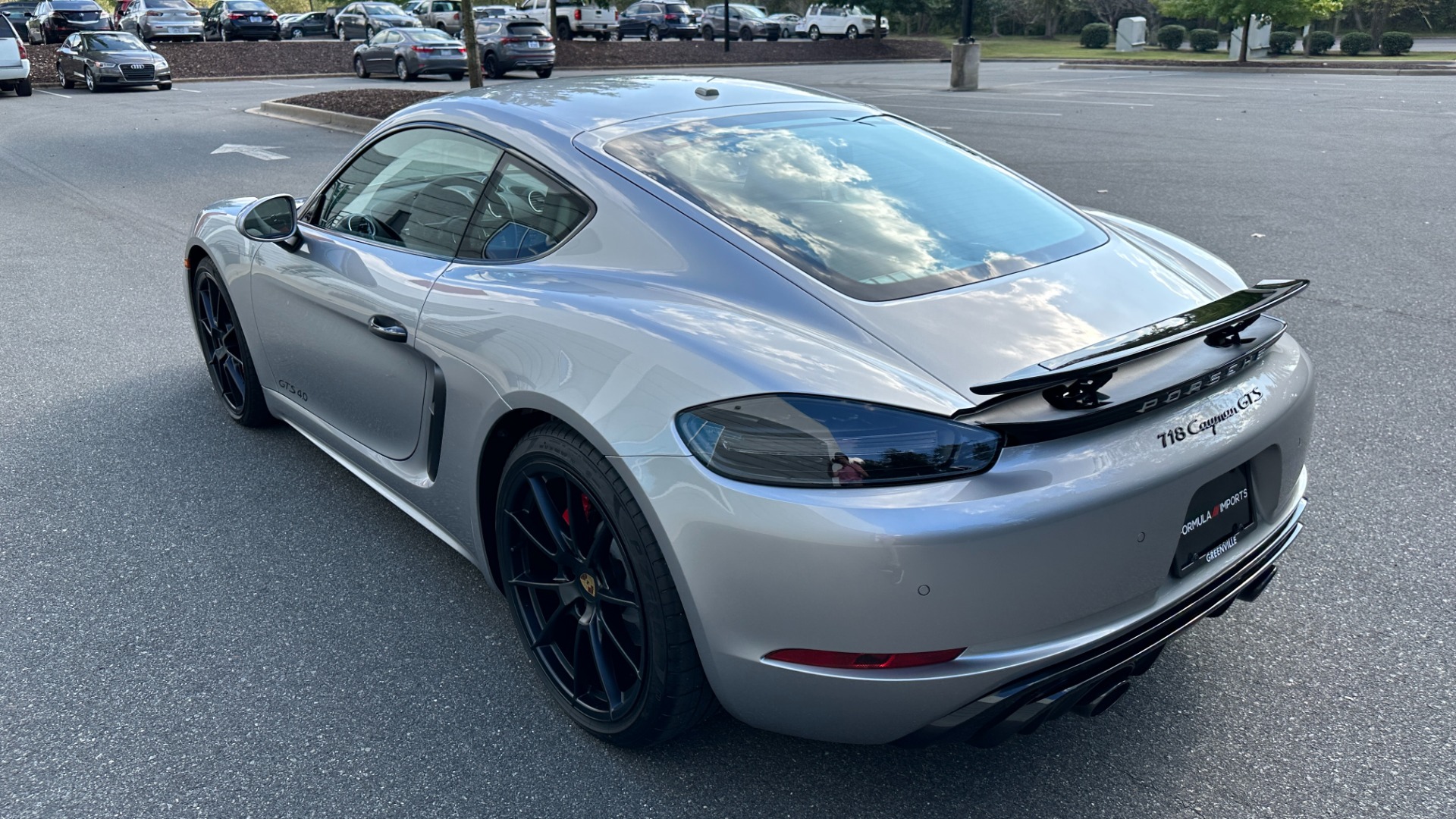 Used 2023 Porsche 718 Cayman GTS 4.0 / 6 SPEED / SPORT SEATS / SPORT DESIGN / CARBON FIBER for sale Sold at Formula Imports in Charlotte NC 28227 7
