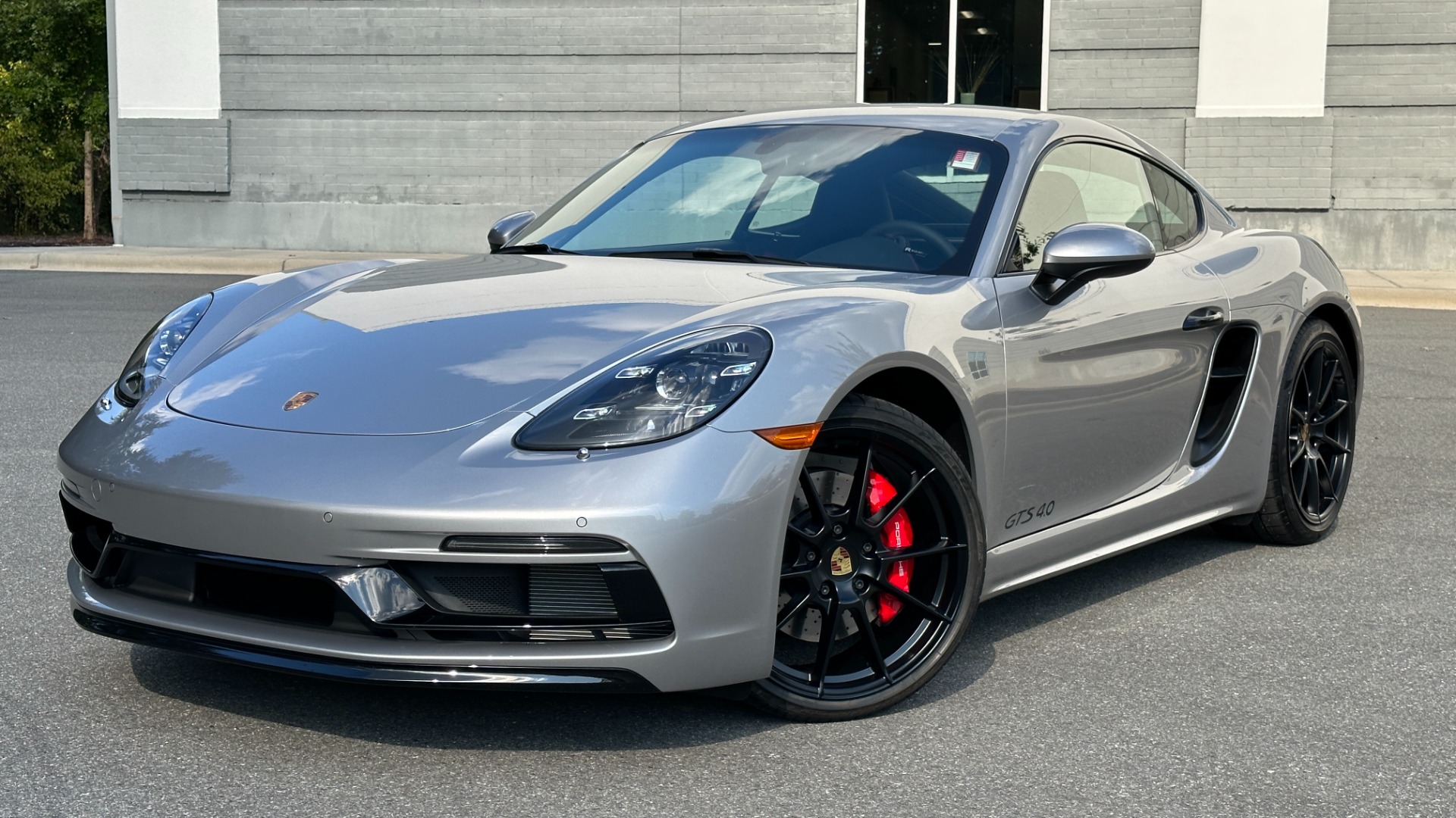Used 2023 Porsche 718 Cayman GTS 4.0 / 6 SPEED / SPORT SEATS / SPORT DESIGN / CARBON FIBER for sale Sold at Formula Imports in Charlotte NC 28227 1