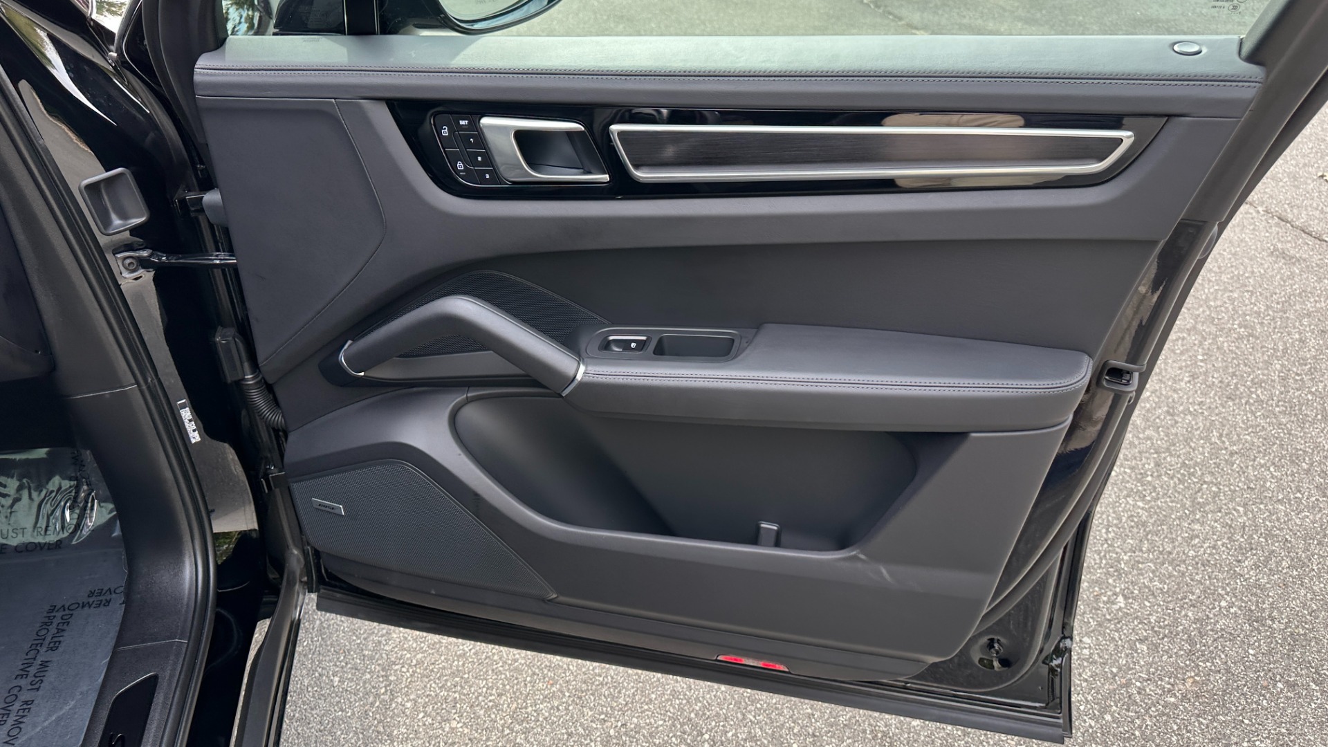 Used 2023 Porsche Cayenne GTS / PREMIUM PLUS / MASSAGE / ASSISTANCE PACKAGE for sale $129,495 at Formula Imports in Charlotte NC 28227 34