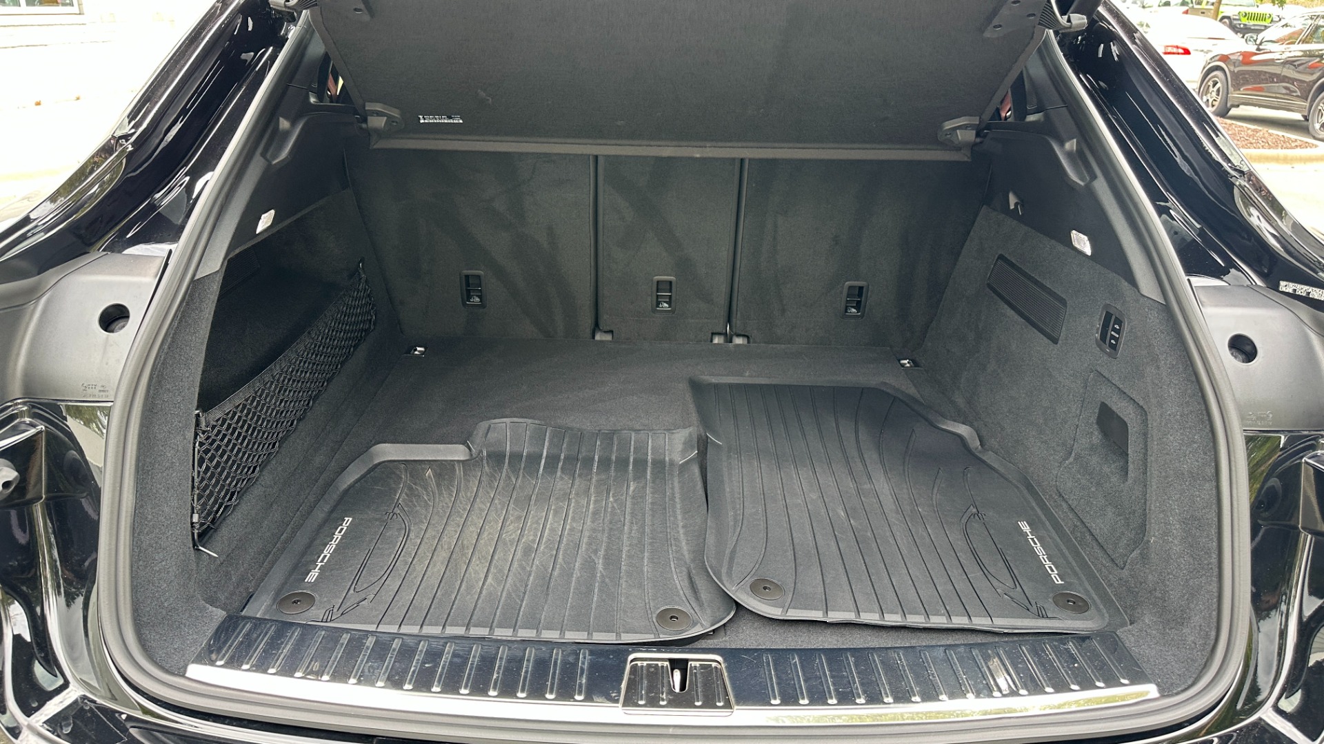 Used 2023 Porsche Cayenne GTS / PREMIUM PLUS / MASSAGE / ASSISTANCE PACKAGE for sale Sold at Formula Imports in Charlotte NC 28227 40