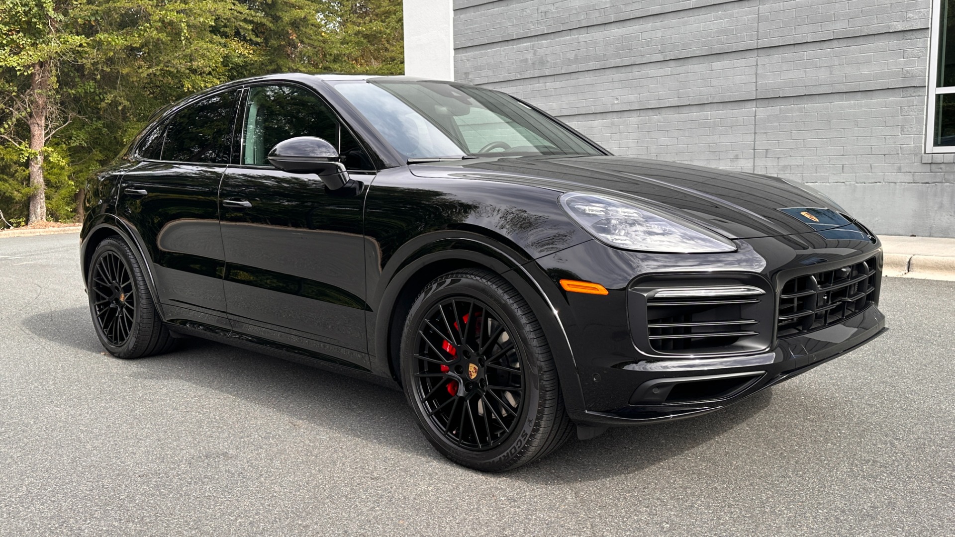 Used 2023 Porsche Cayenne GTS / PREMIUM PLUS / MASSAGE / ASSISTANCE PACKAGE for sale $129,495 at Formula Imports in Charlotte NC 28227 5
