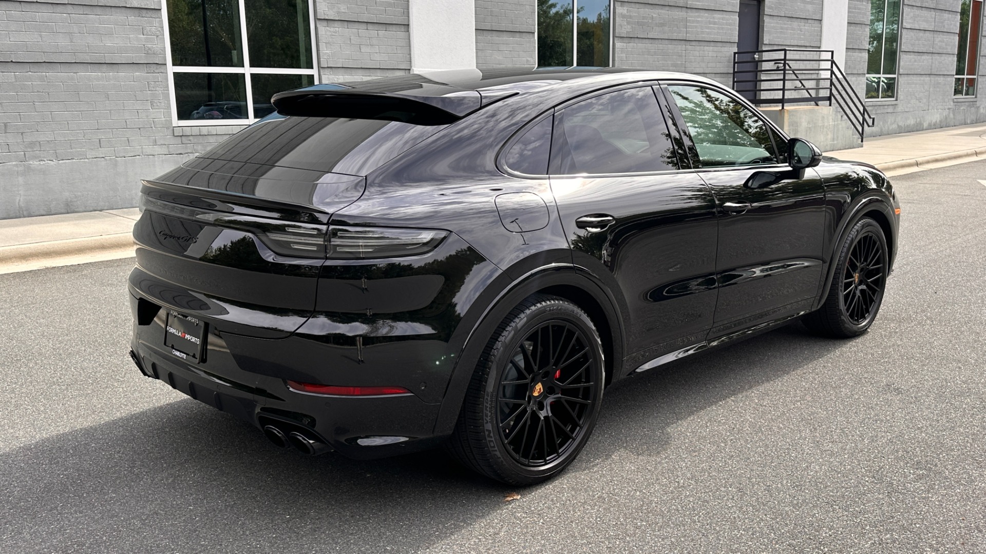 Used 2023 Porsche Cayenne GTS / PREMIUM PLUS / MASSAGE / ASSISTANCE PACKAGE for sale $129,495 at Formula Imports in Charlotte NC 28227 7