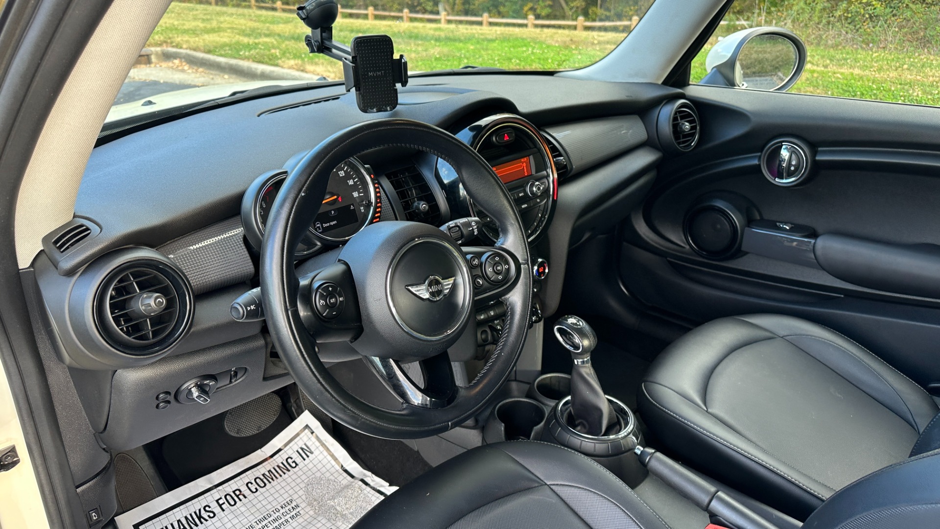 Used 2015 MINI Cooper Hardtop for sale $12,995 at Formula Imports in Charlotte NC 28227 11