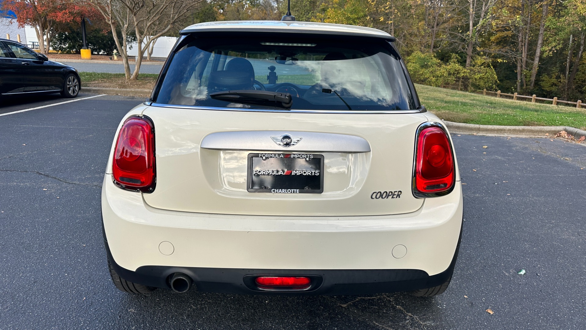 Used 2015 MINI Cooper Hardtop for sale $12,995 at Formula Imports in Charlotte NC 28227 8