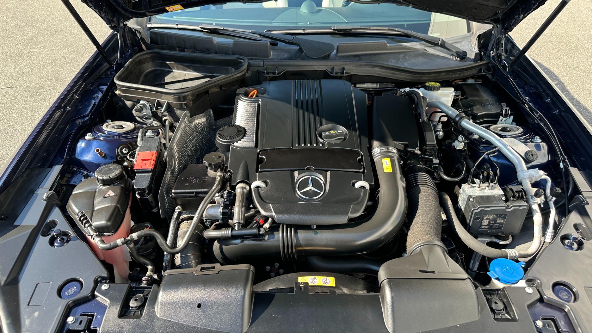 Used 2015 Mercedes-Benz SLK-Class SLK 250 / SPORT / PREMIUM / MAGIC SKY GLASS ROOF / DASH CLOCK for sale Sold at Formula Imports in Charlotte NC 28227 35